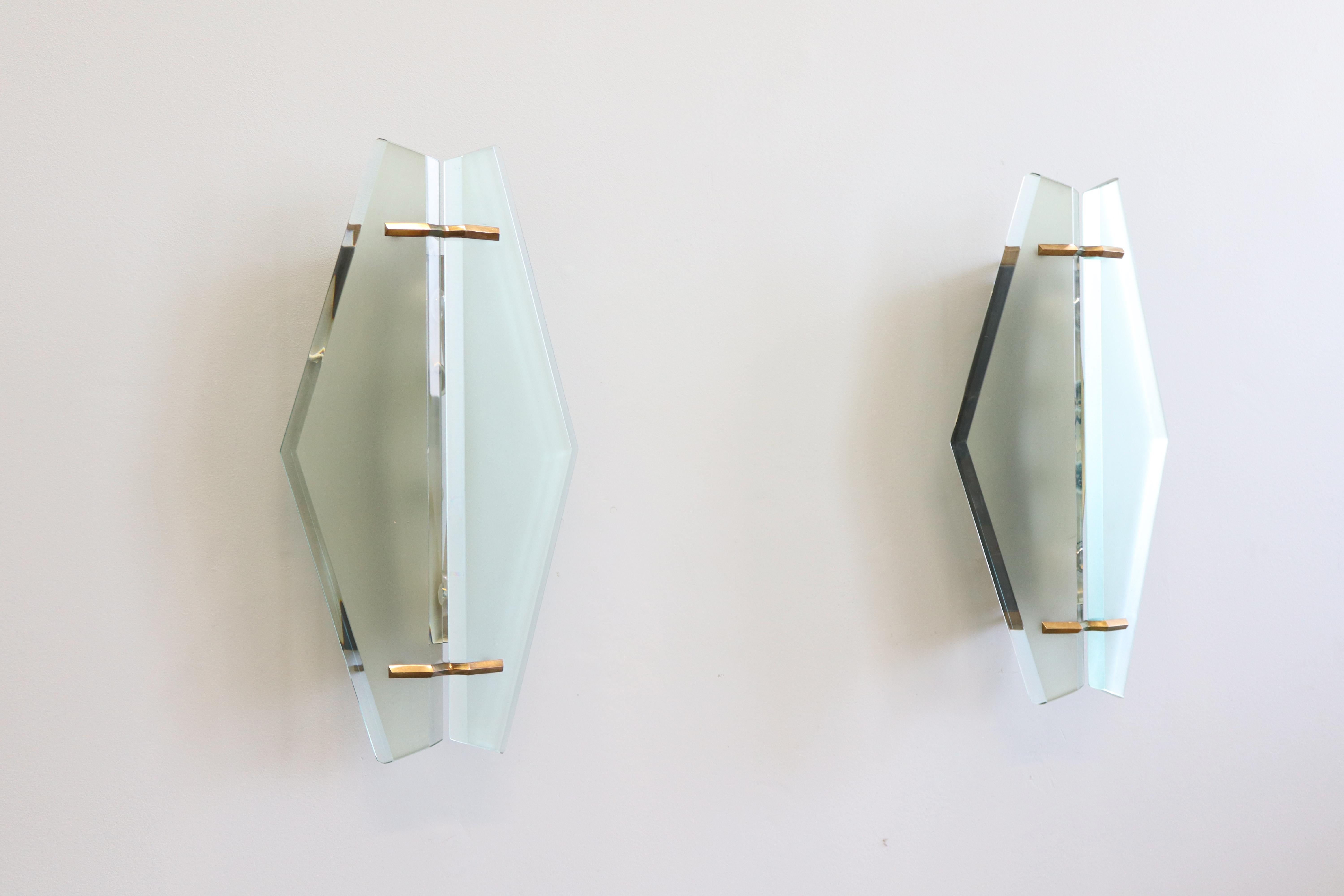 Italian Max Ingrand per Fontana Arte Grande Coppia di appliques mod. 1943 For Sale