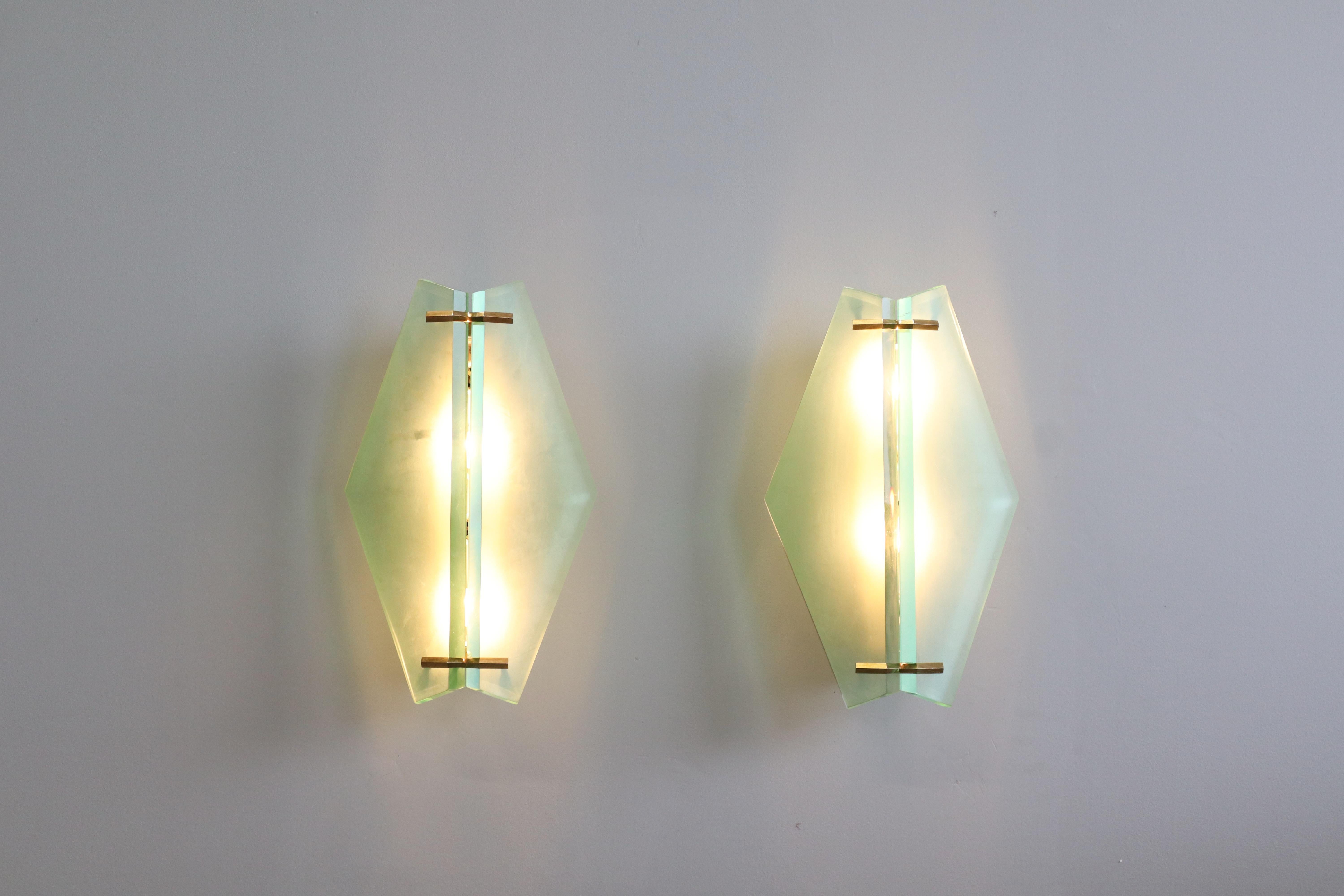 Mid-20th Century Max Ingrand per Fontana Arte Grande Coppia di appliques mod. 1943