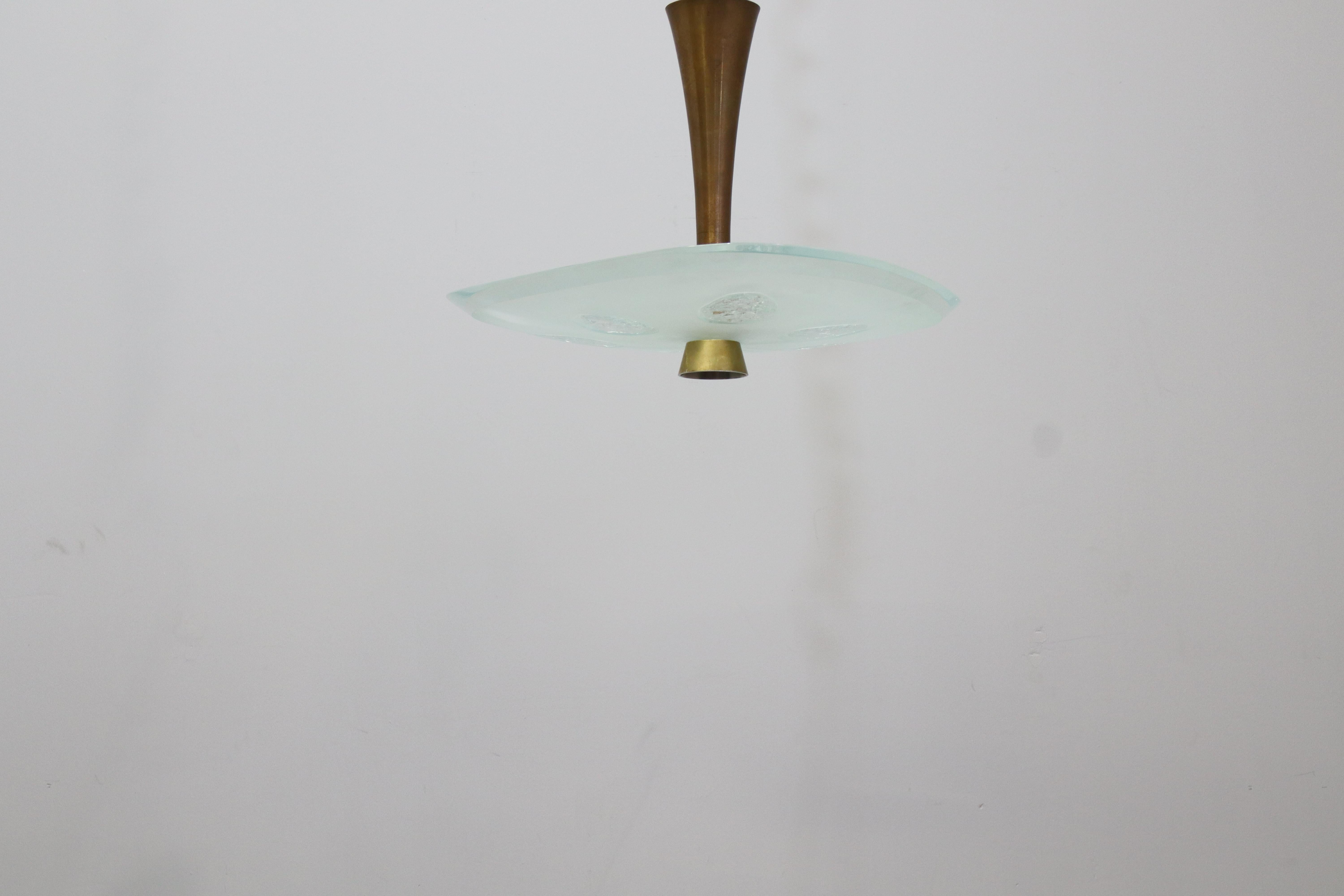 Mid-Century moderno Max Ingrand per Fontana Arte Plafoniera a sospensione Modello 1748 in vendita