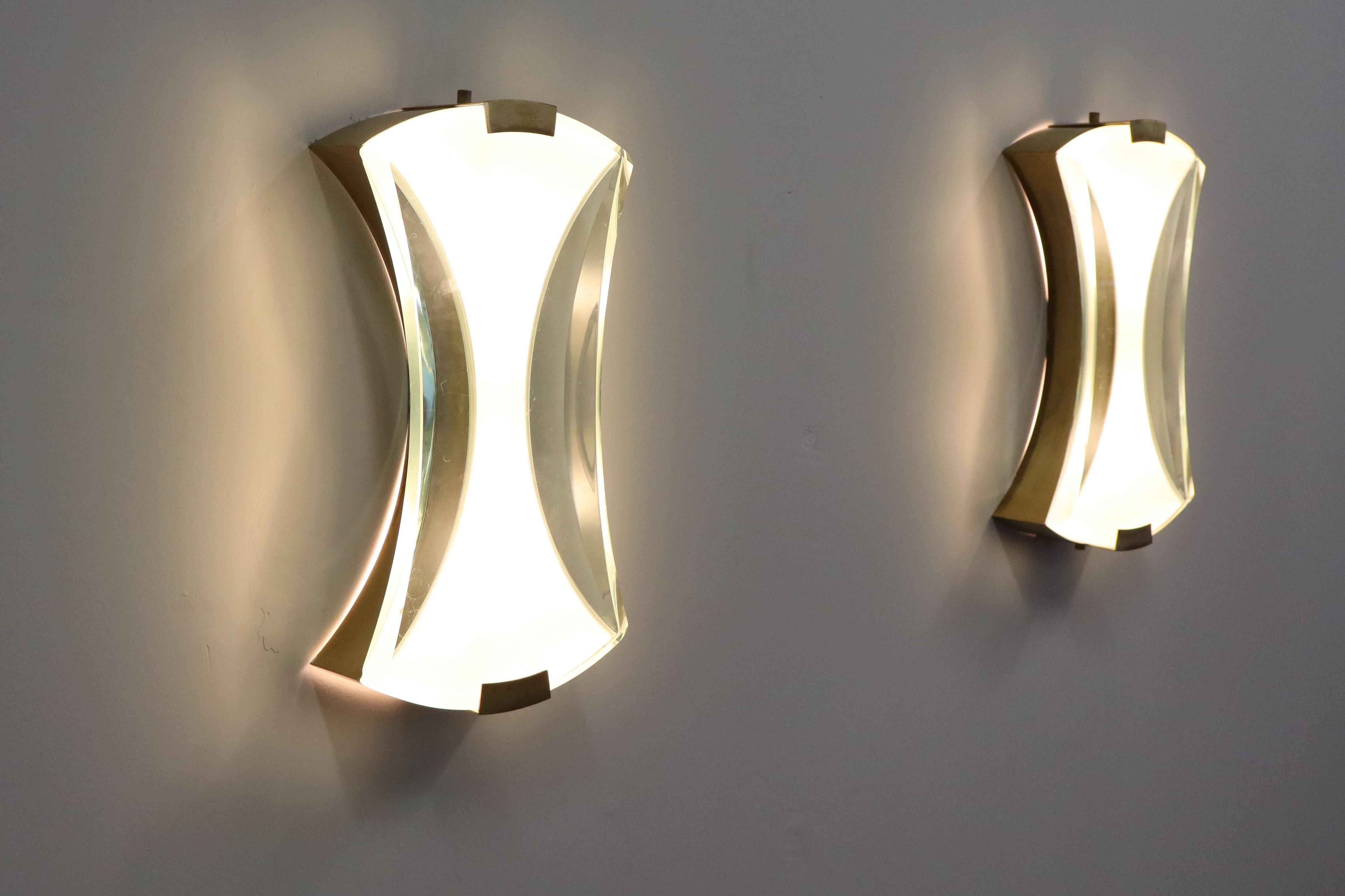 Mid-Century Modern Max Ingrand For Fontana Arte Rare Pair Of Wall Lights Model 2225