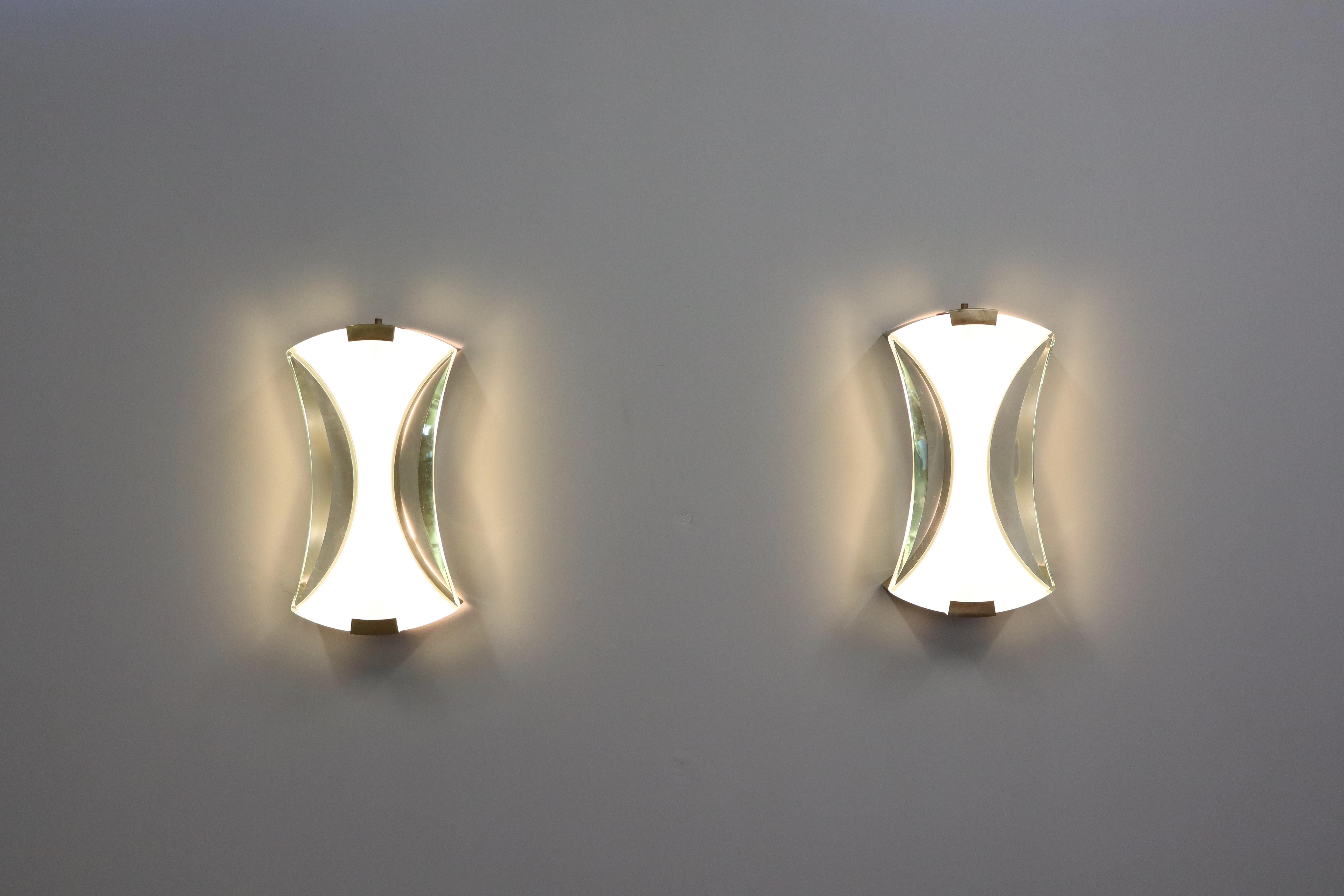 Italian Max Ingrand For Fontana Arte Rare Pair Of Wall Lights Model 2225
