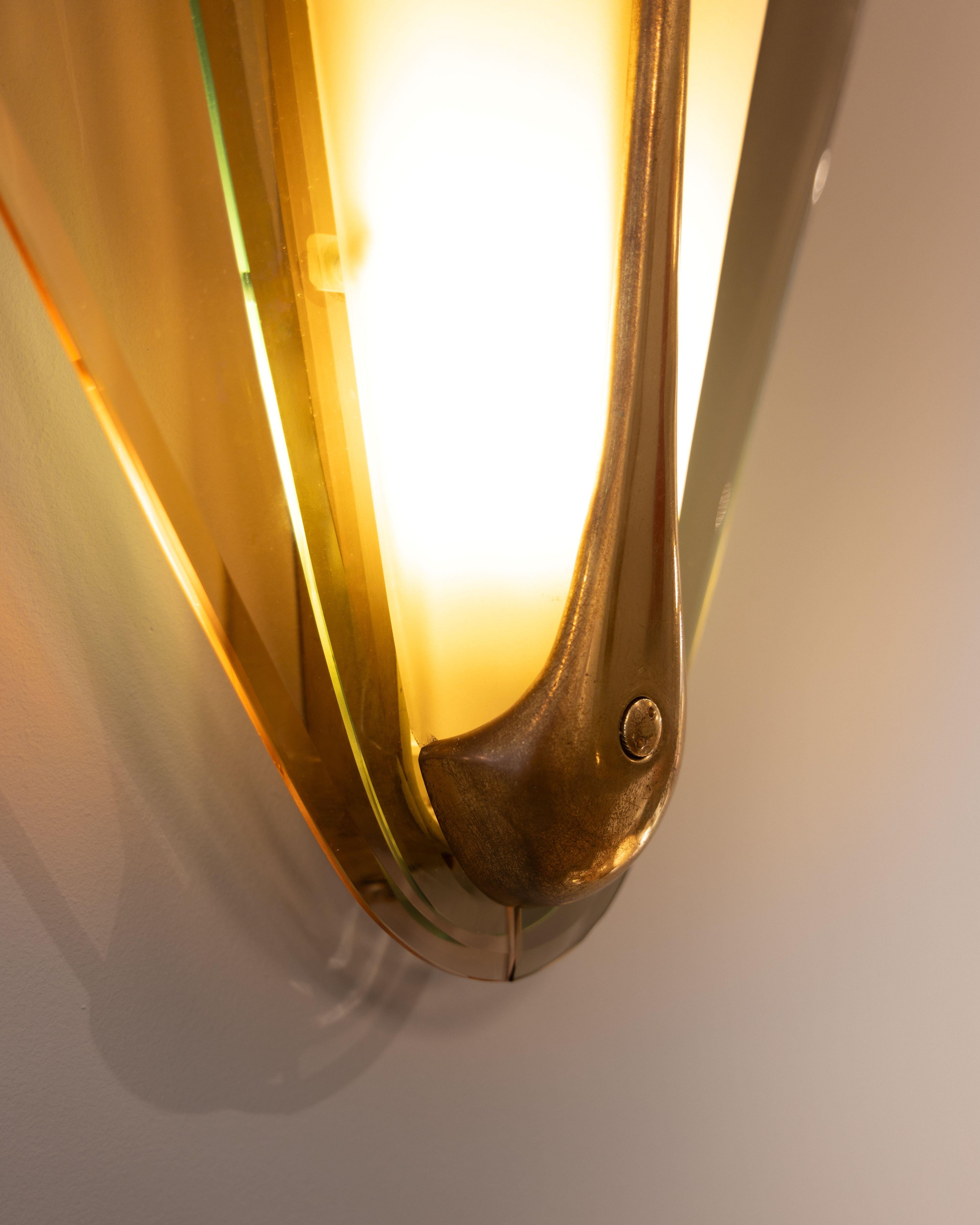 italien Paire de lampes d'appliques très rares de Max Ingrand, Production Fontanarte en vente