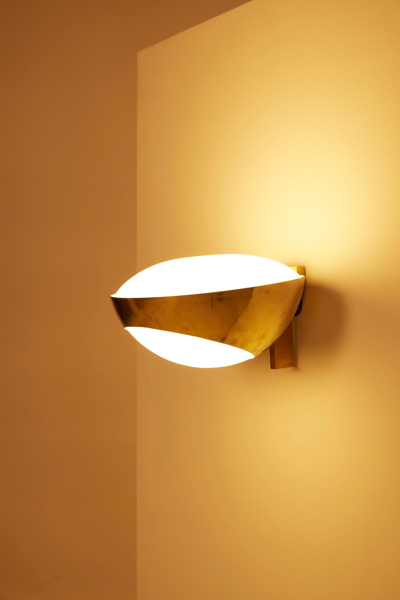 20th Century Max Ingrand wall lamp For Sale
