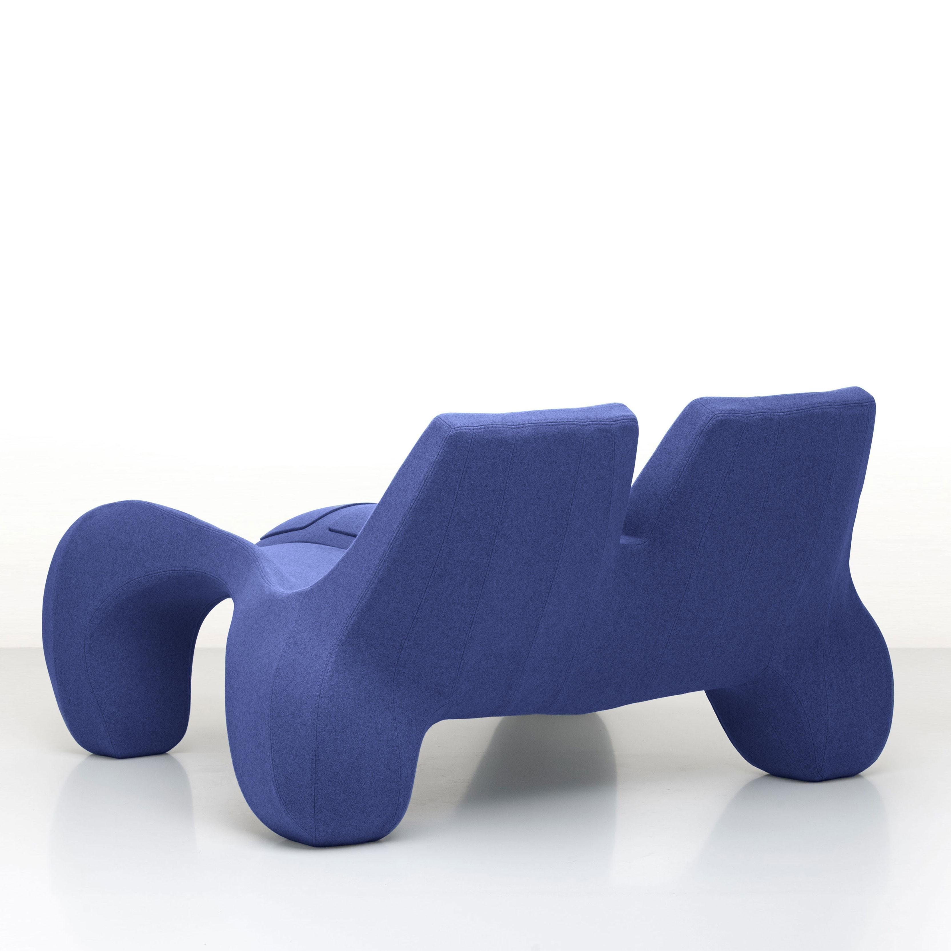 Modern Kobalt Blue Double Chaise Longue couch DC 112 wool, Colour 747 Divina Melange 3 For Sale