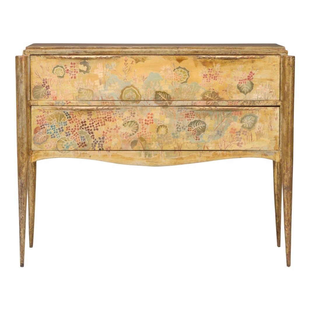 Comò in foglia d'argento di Max Kuehne su gambe alte, con disegni floreali colorati, firmato in vendita