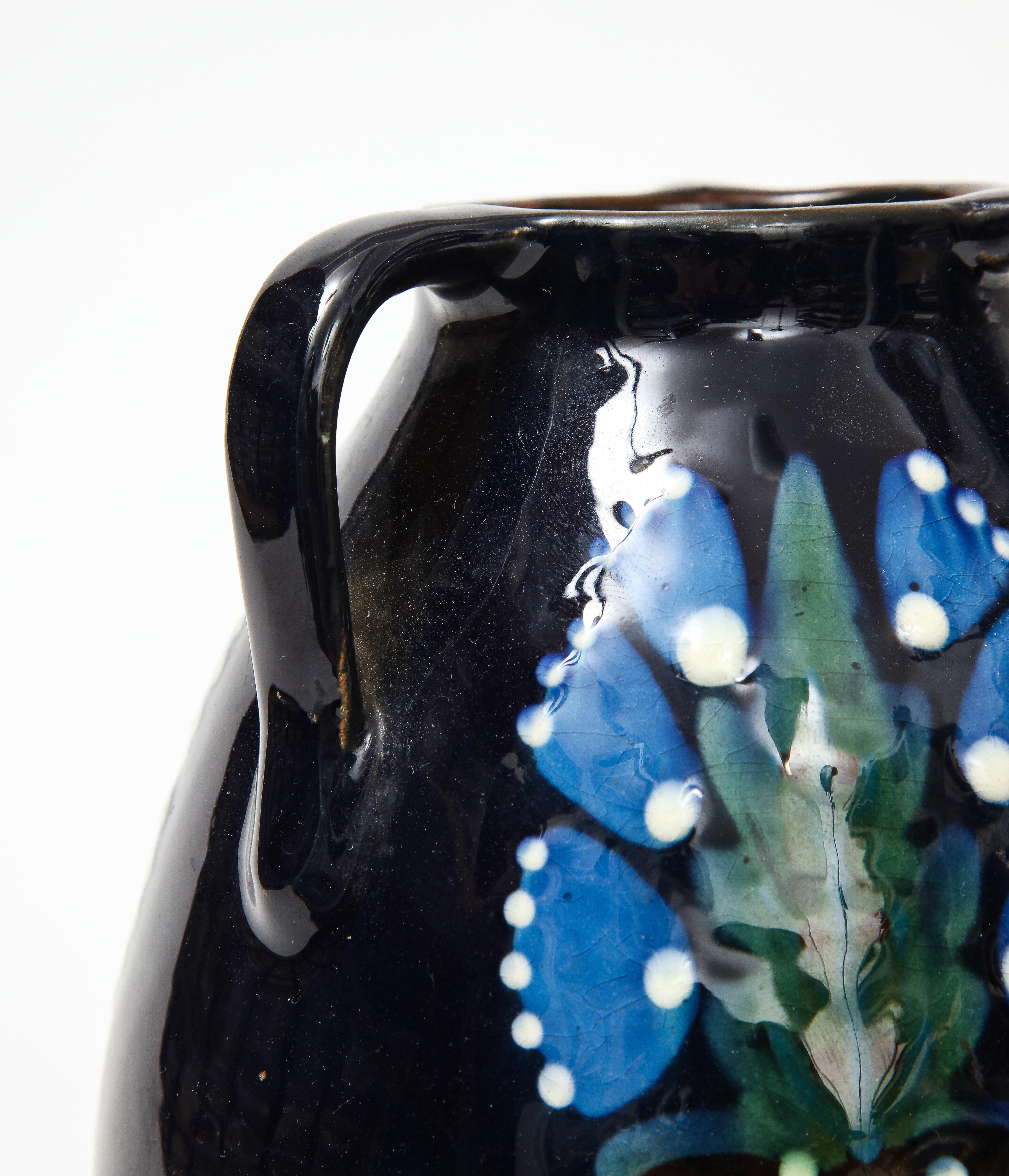 Ceramic Vase by Max Laeuger, Germany, c. 1920s, Stamped In Good Condition For Sale In New York City, NY