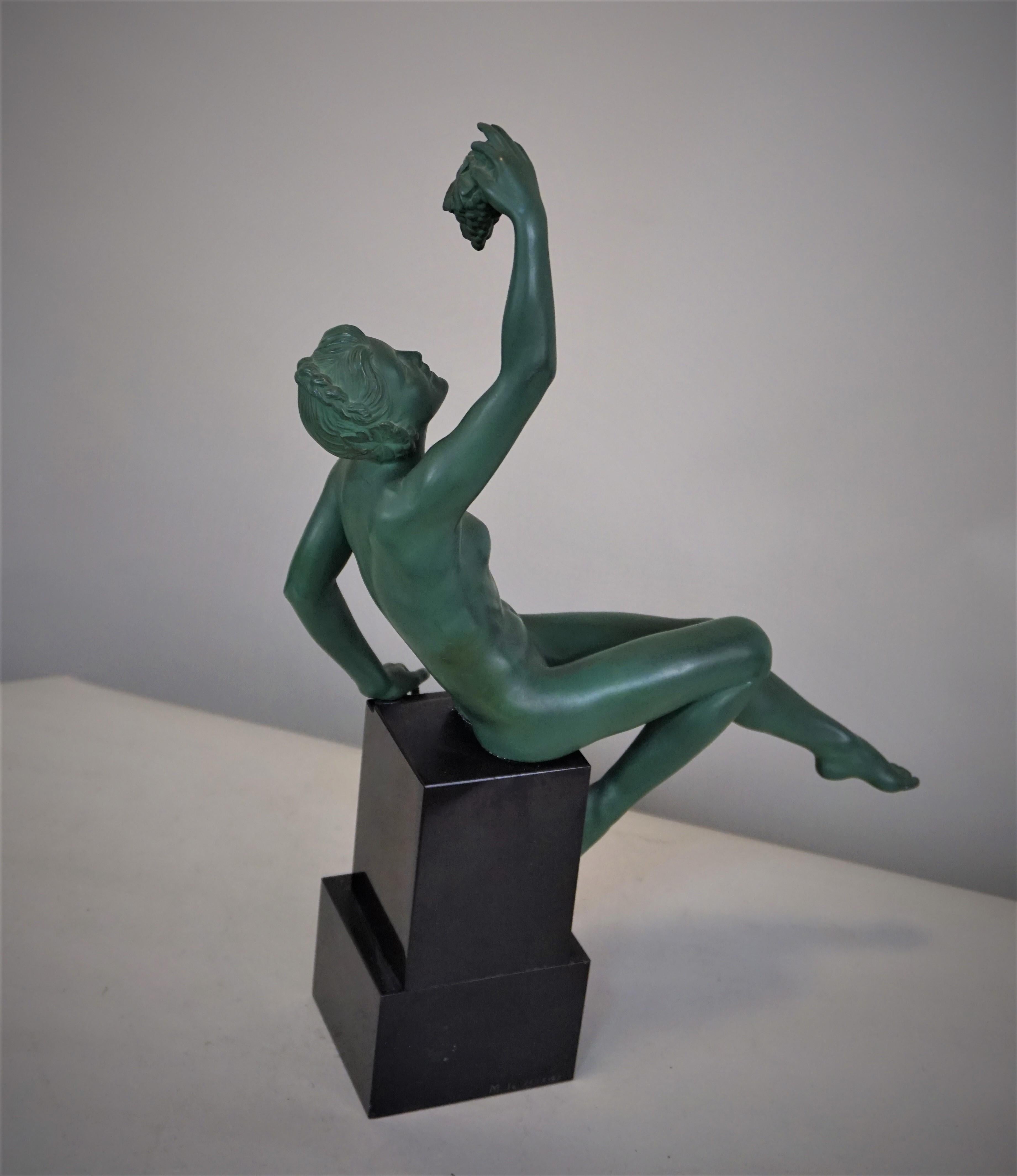 Max Le Verrier Art Deco Nude Sculpture with Grape In Good Condition In Fairfax, VA