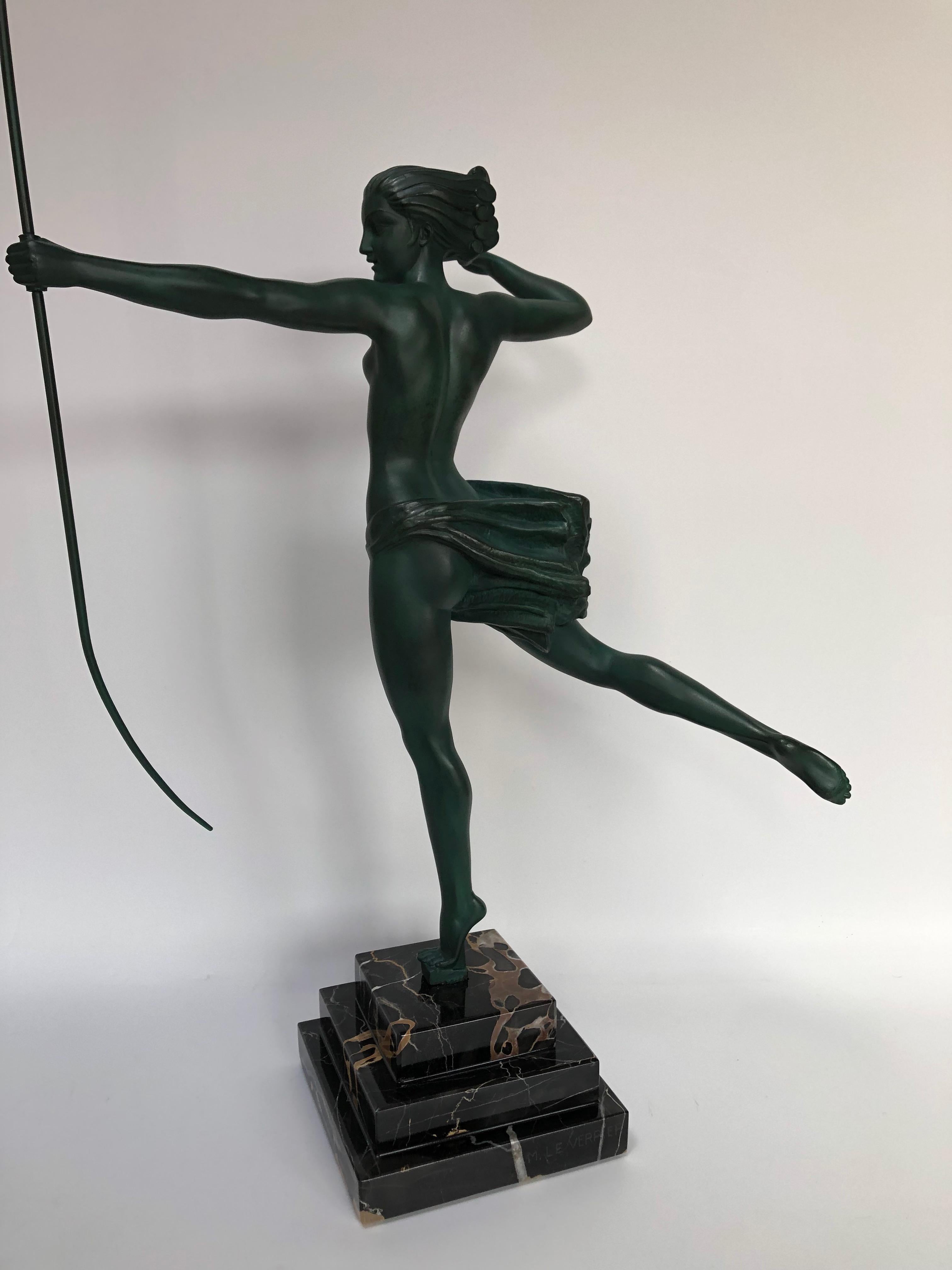 Max Le Verrier Atalante Art déco Skulptur (20. Jahrhundert) im Angebot