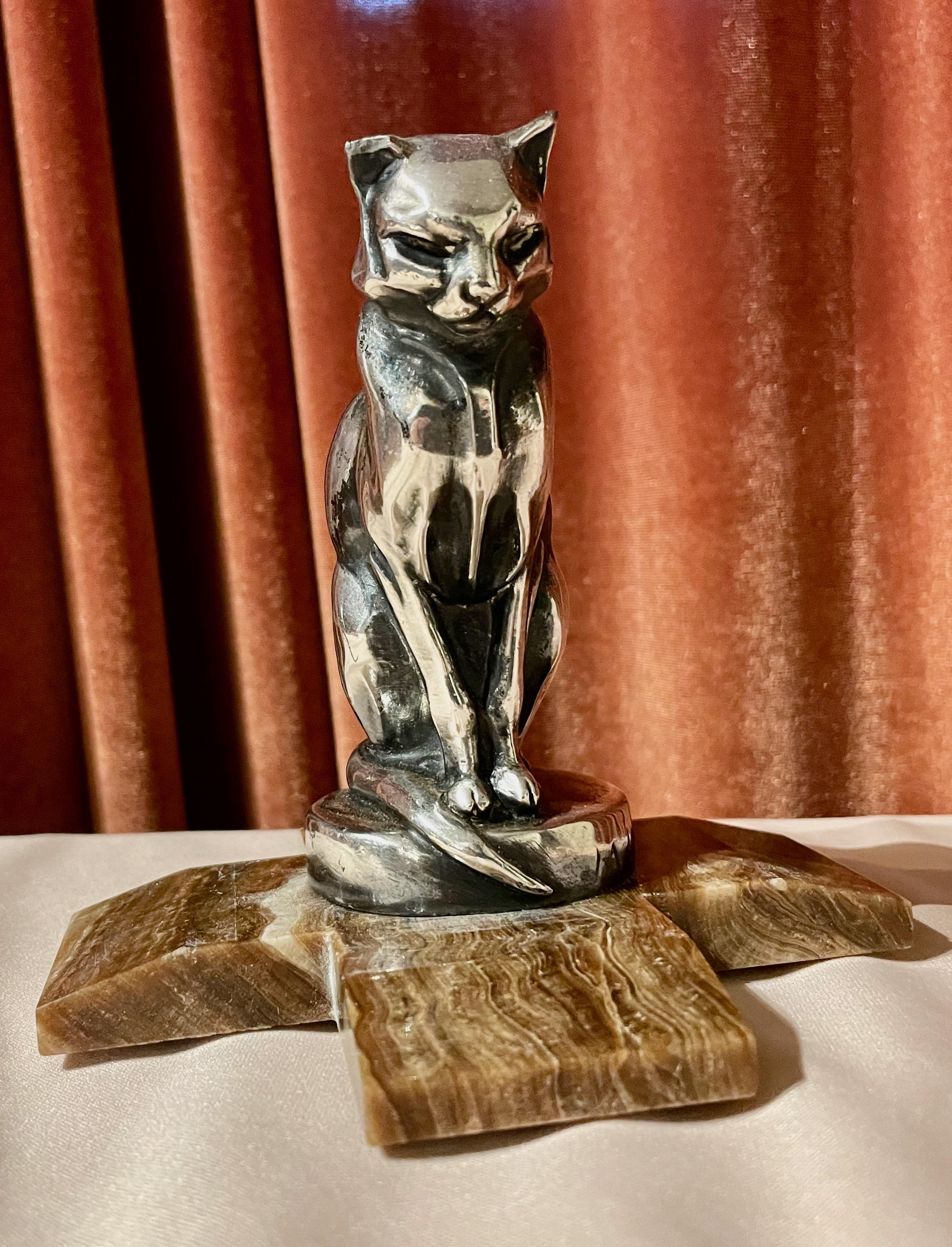 Max Le Verrier Bookends Statues of Dog and Cat French Art Deco For Sale 3