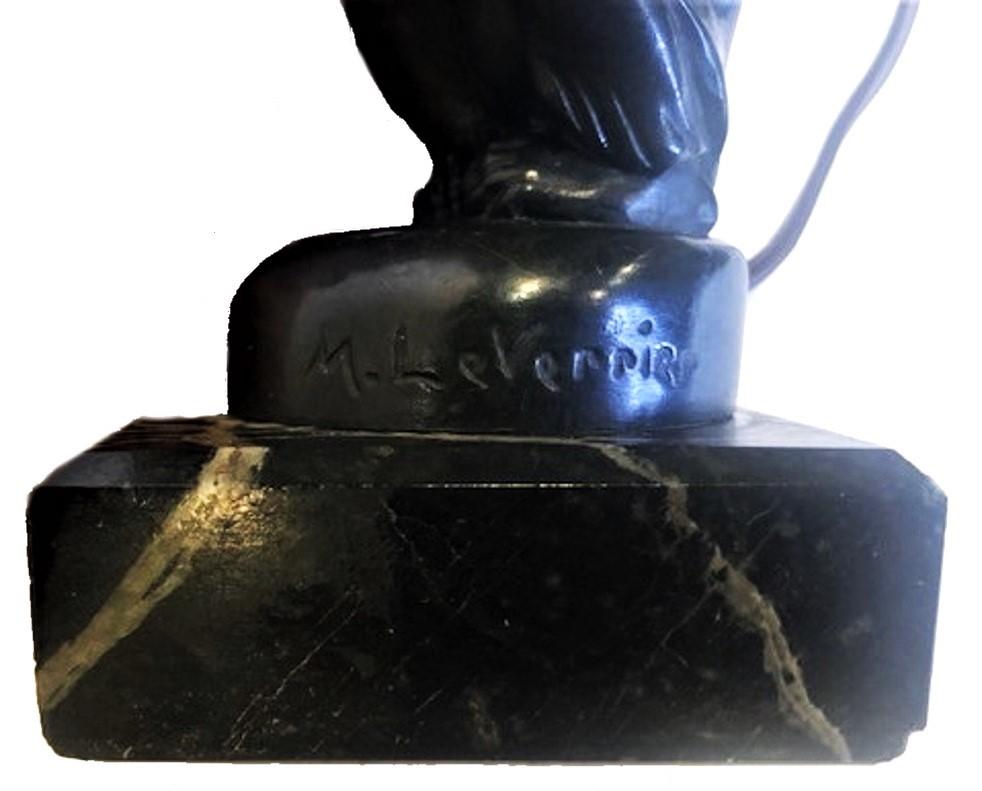 Bronze Max Le Verrier, 'Boubou', lampe de bureau Art Déco française en bronze patiné, vers 1920 en vente