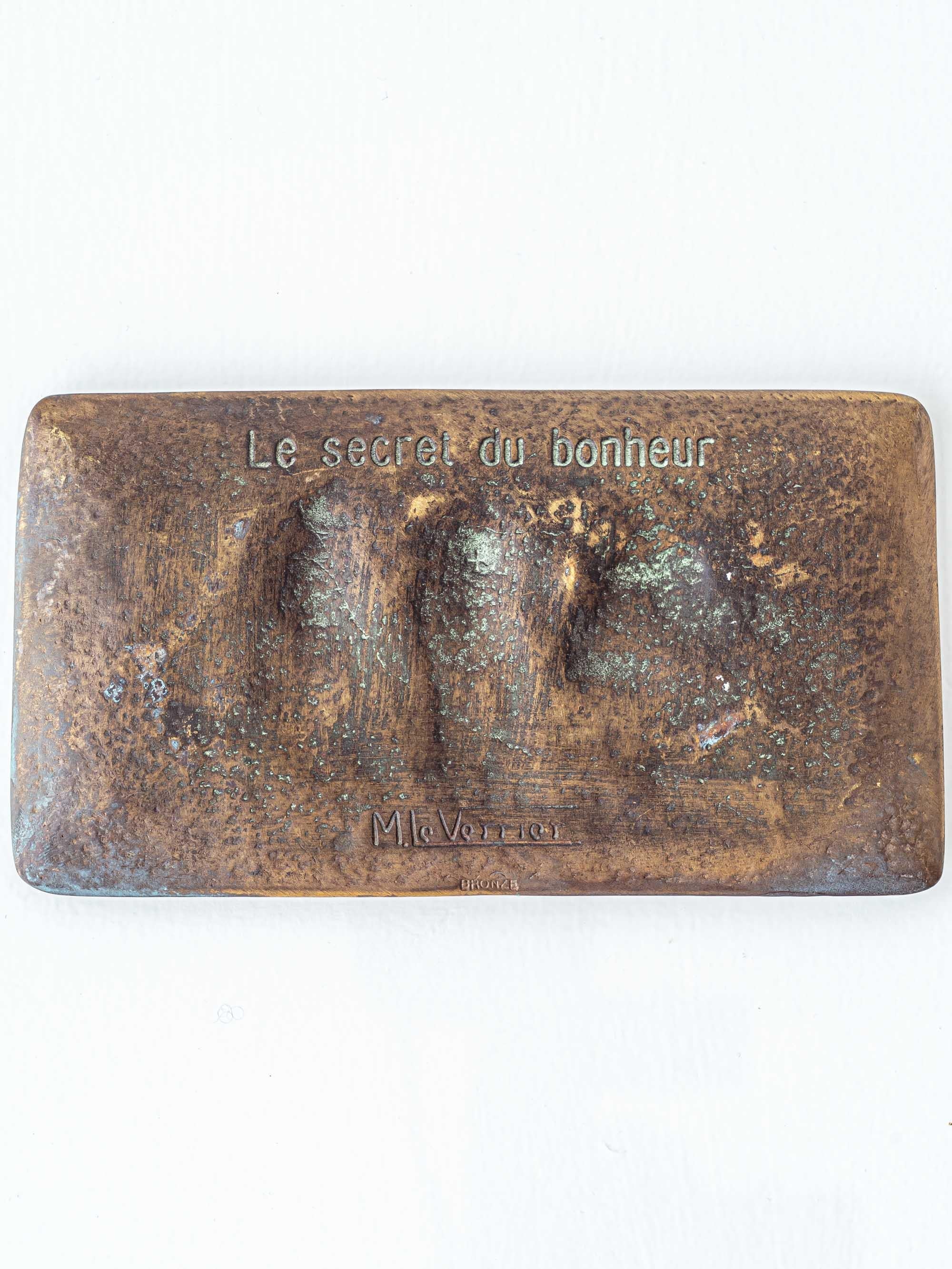 Bronzed Max Le Verrier French Art Deco Bronze Vide-Poche, Three Wise Monkeys, 1930s For Sale