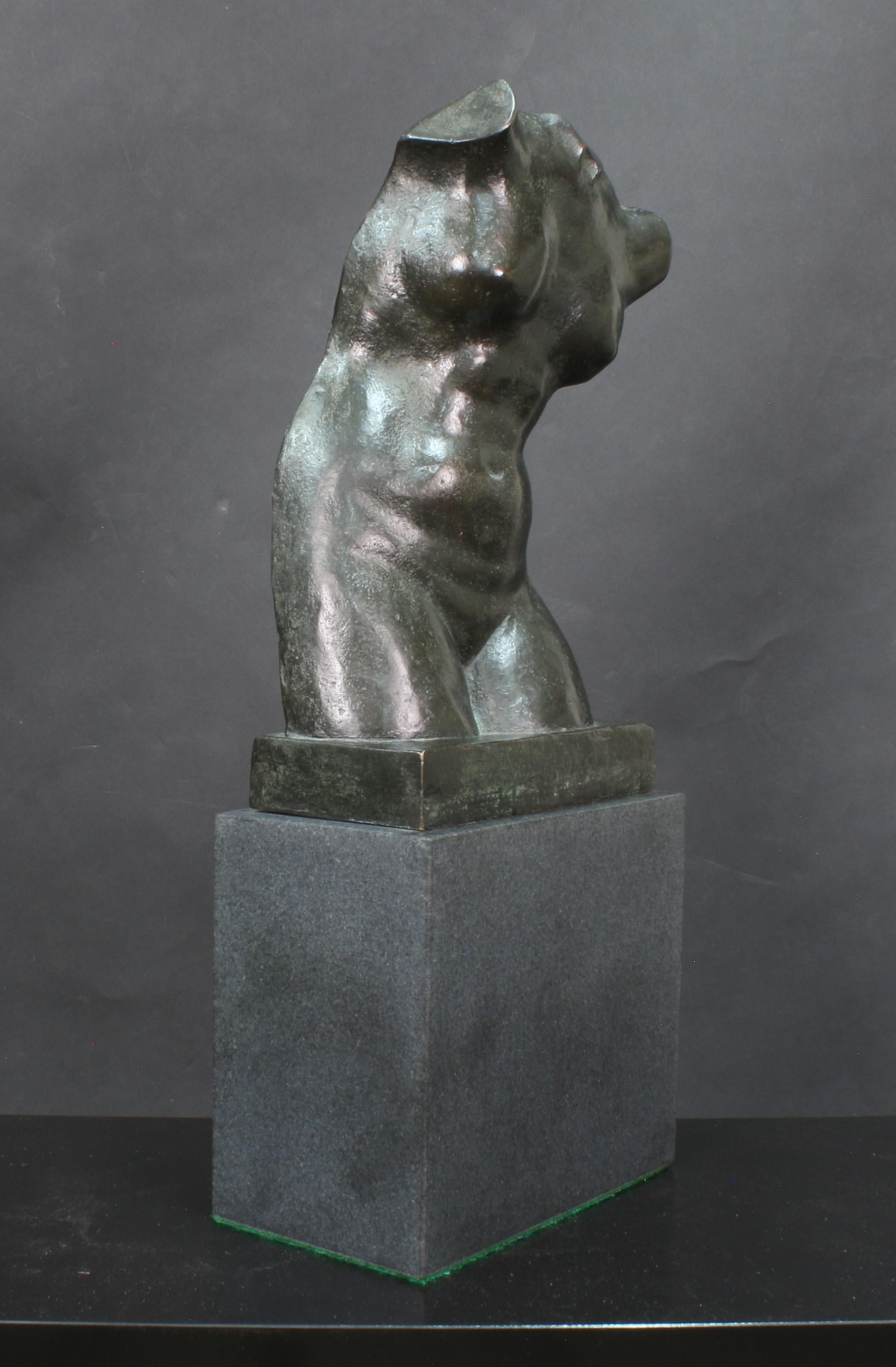 Torse nu en bronze  - Art déco Sculpture par Unknown