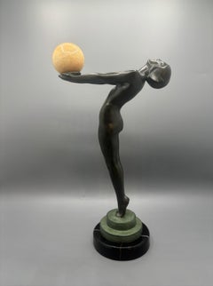 Sculpture "Lueur" à la boule d'onyx