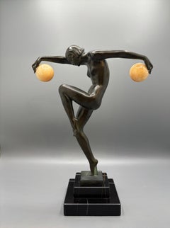 Sculpture "Danseuse aux boules"