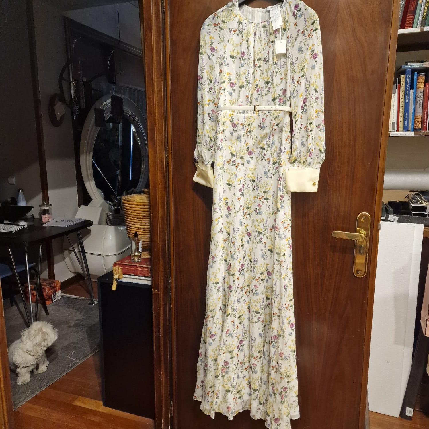 Max Marli  Abito in seta floreale lungo fino al pavimento  Max Mara è realizzato in organza di seta in vendita 1