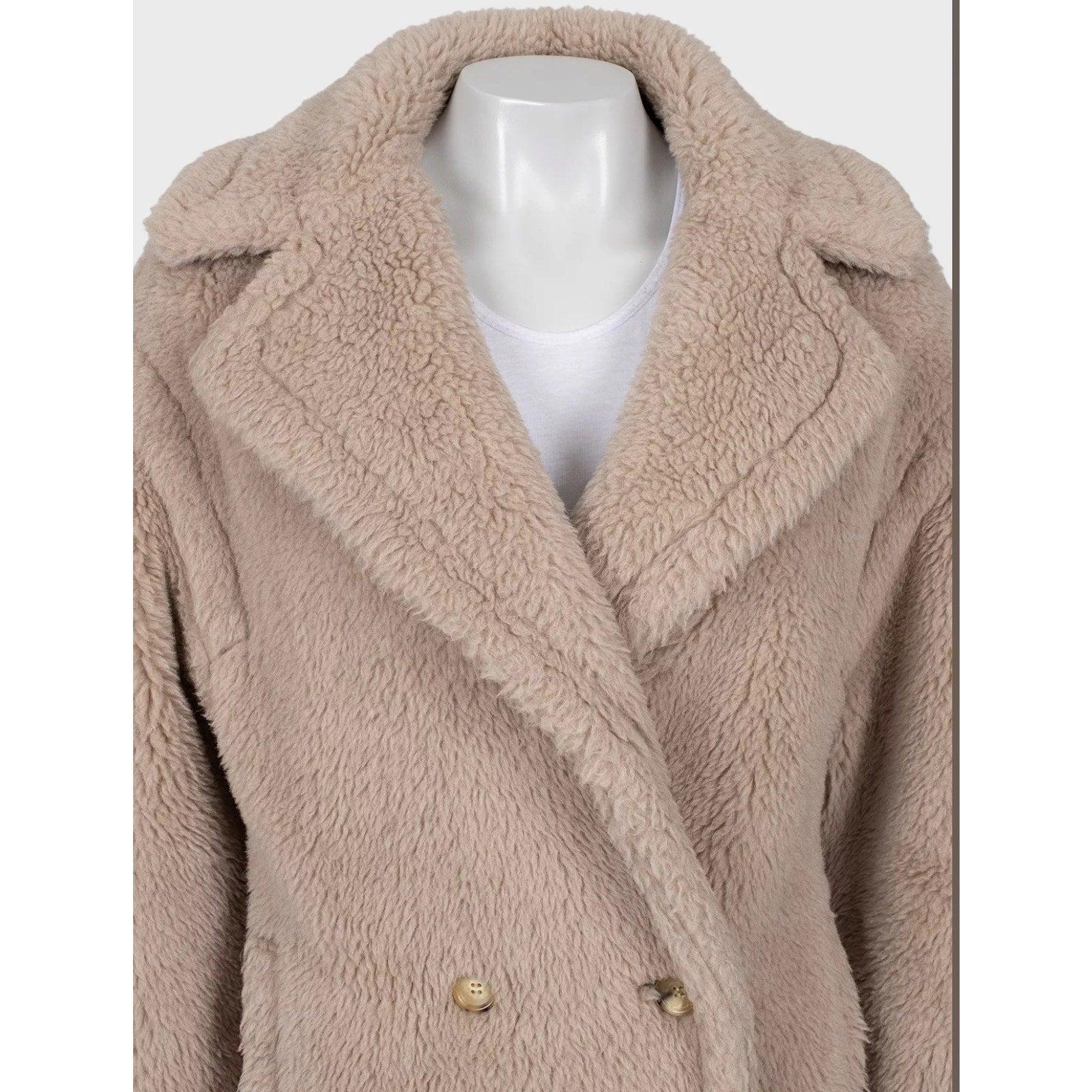 Donna Max Mara Beige Alpaca Wool Silk Double-Breasted Coat Sz.S in vendita