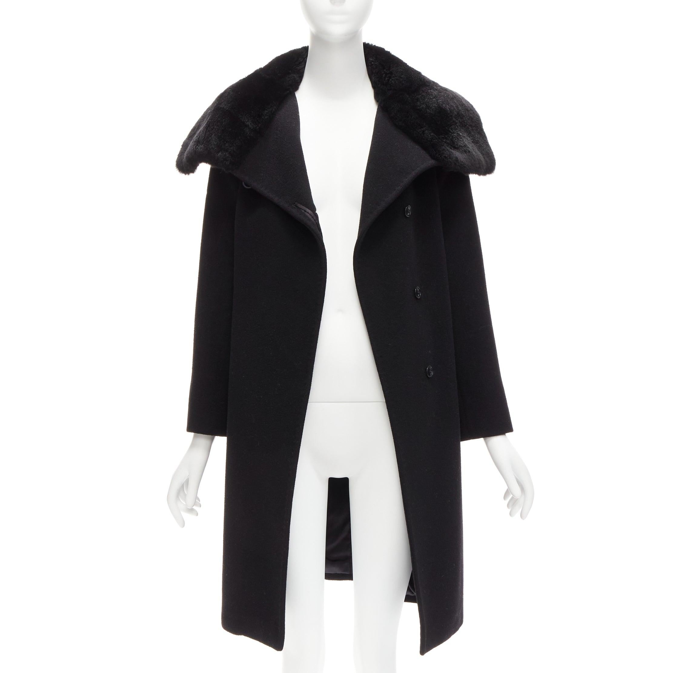 MAX MARA black fur collar virgin wool cashmere belted coat IT38 XS
Reference: TGAS/D00955
Brand: Max Mara
Material: Virgin Wool, Cashmere, Fur
Color: Black
Pattern: Solid
Closure: Button
Lining: Black Fabric
Extra Details: Hidden buttons. Single