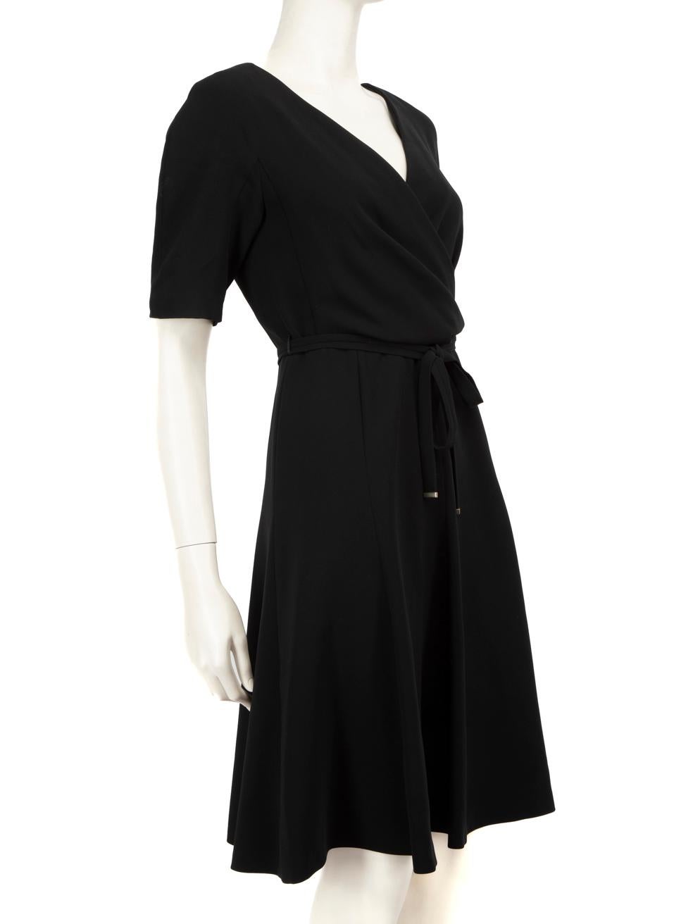CONDITION is Very good. Minimal wear to the dress is evident, there is discolouration on the lining of the dress near the back zipper and the fabric composition on this used Max Mara designer resale item.
 
 
 
 Details
 
 
 Black
 
 Synthetic
 
