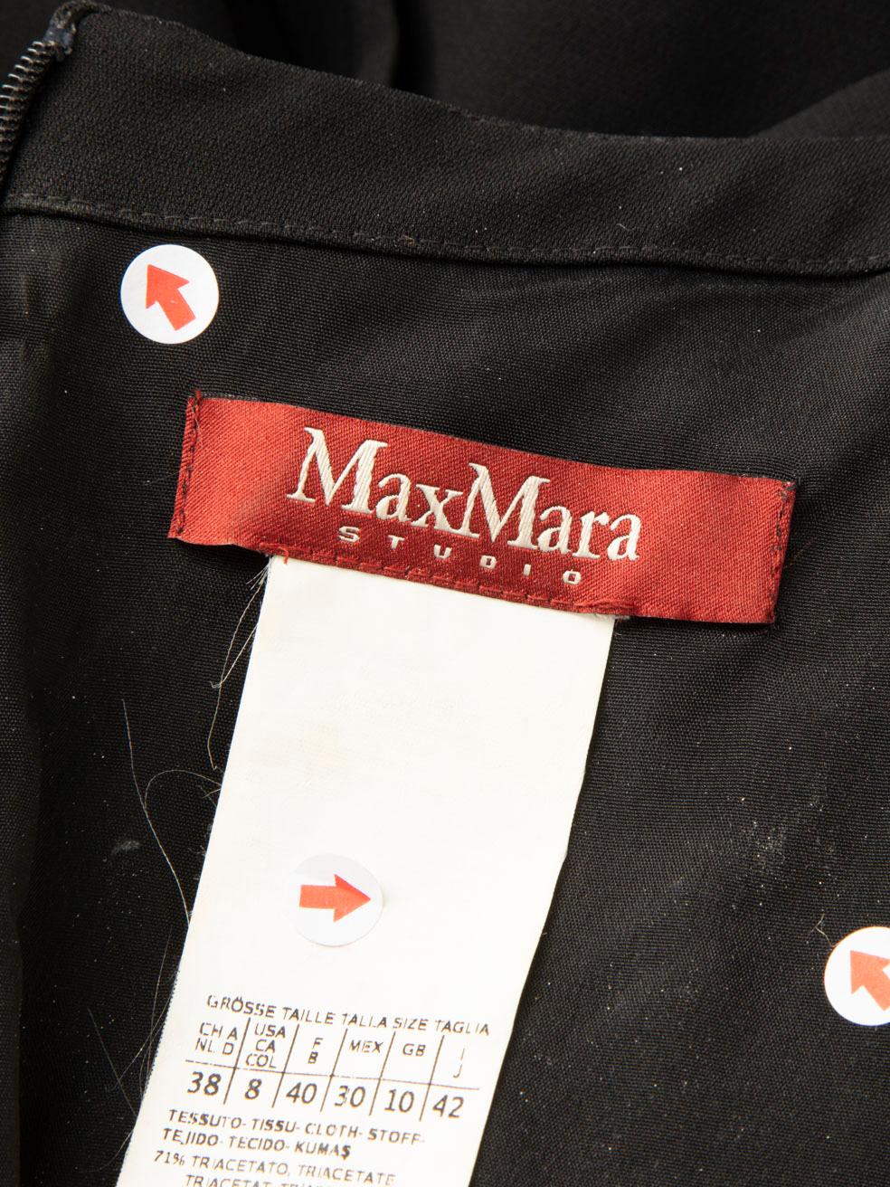 Max Mara Black Knee Length V-Neck Dress Size M For Sale 1