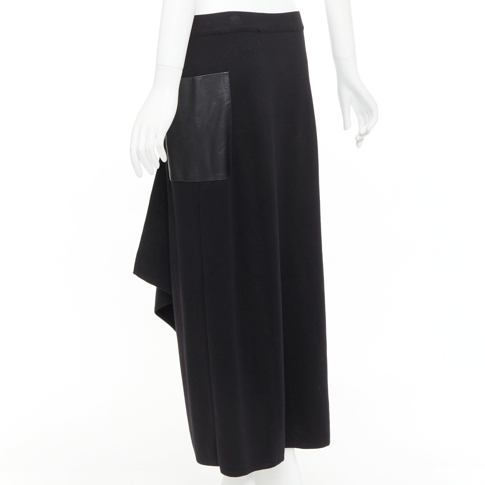 MAX MARA black leather patch pocket drape front mid waist midi skirt en venta 4