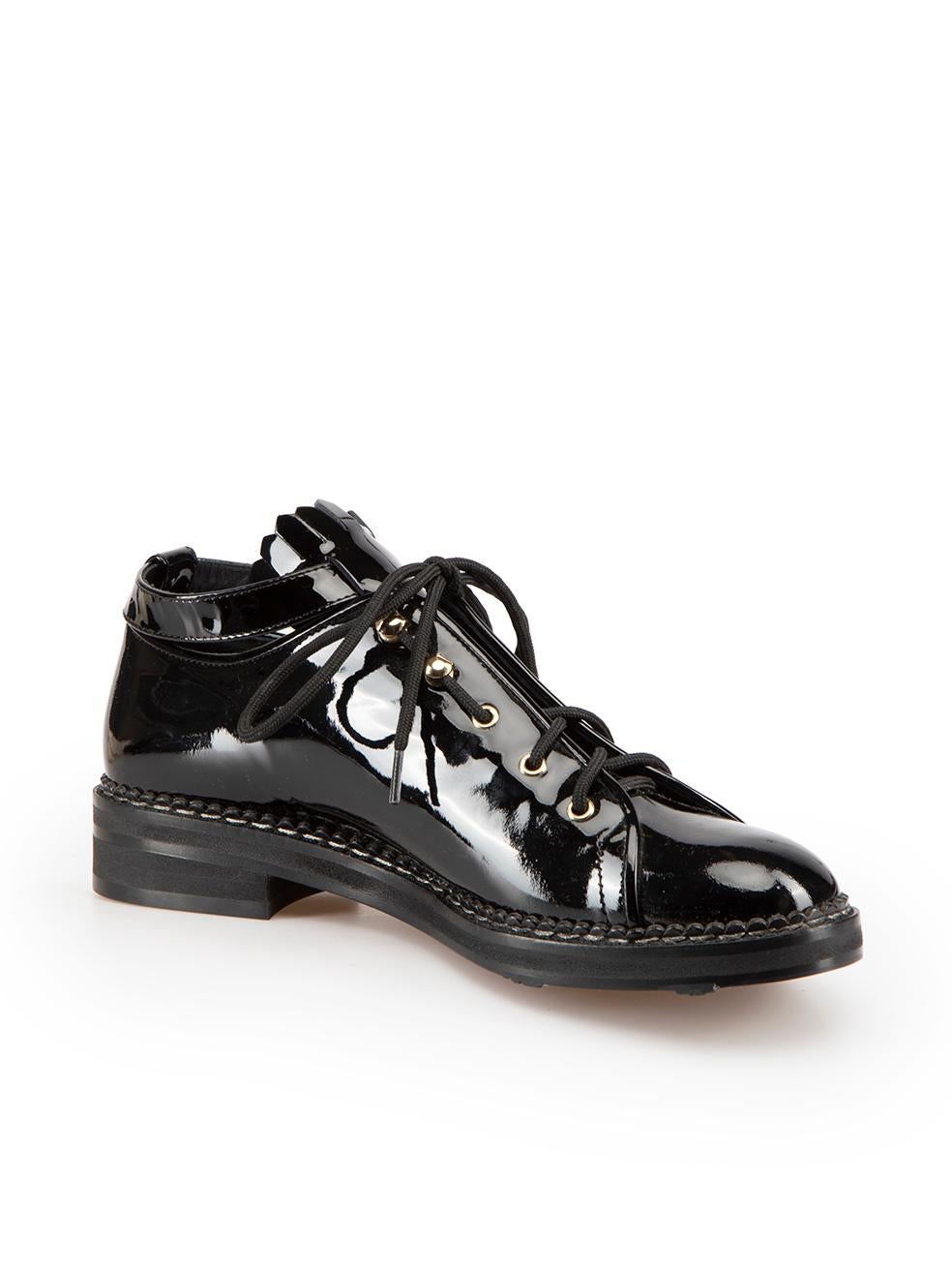 CONDITION is Never worn. No visible wear to shoes is evident on this new Max Mara designer resale item.
 
 Details
 Black
 Patent leather
 Brogues
 Round toe
 Lace up fastening
 Ankle strap detail
 
 
 Made in Italy
 
 Composition
 EXTERIOR: Patent
