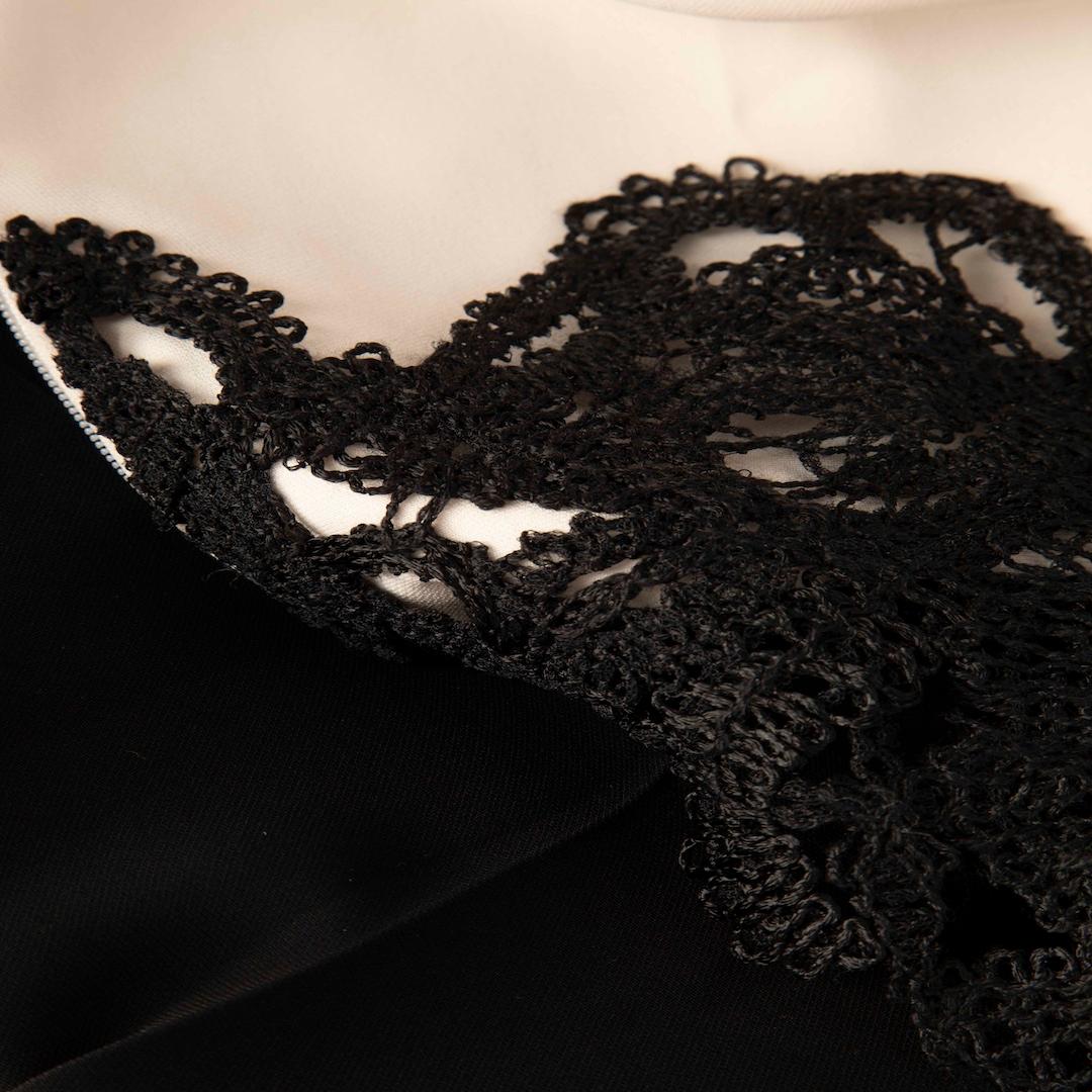 Women's Max Mara Black Sleeveless Lace Detail Jumpsuit Size L For Sale