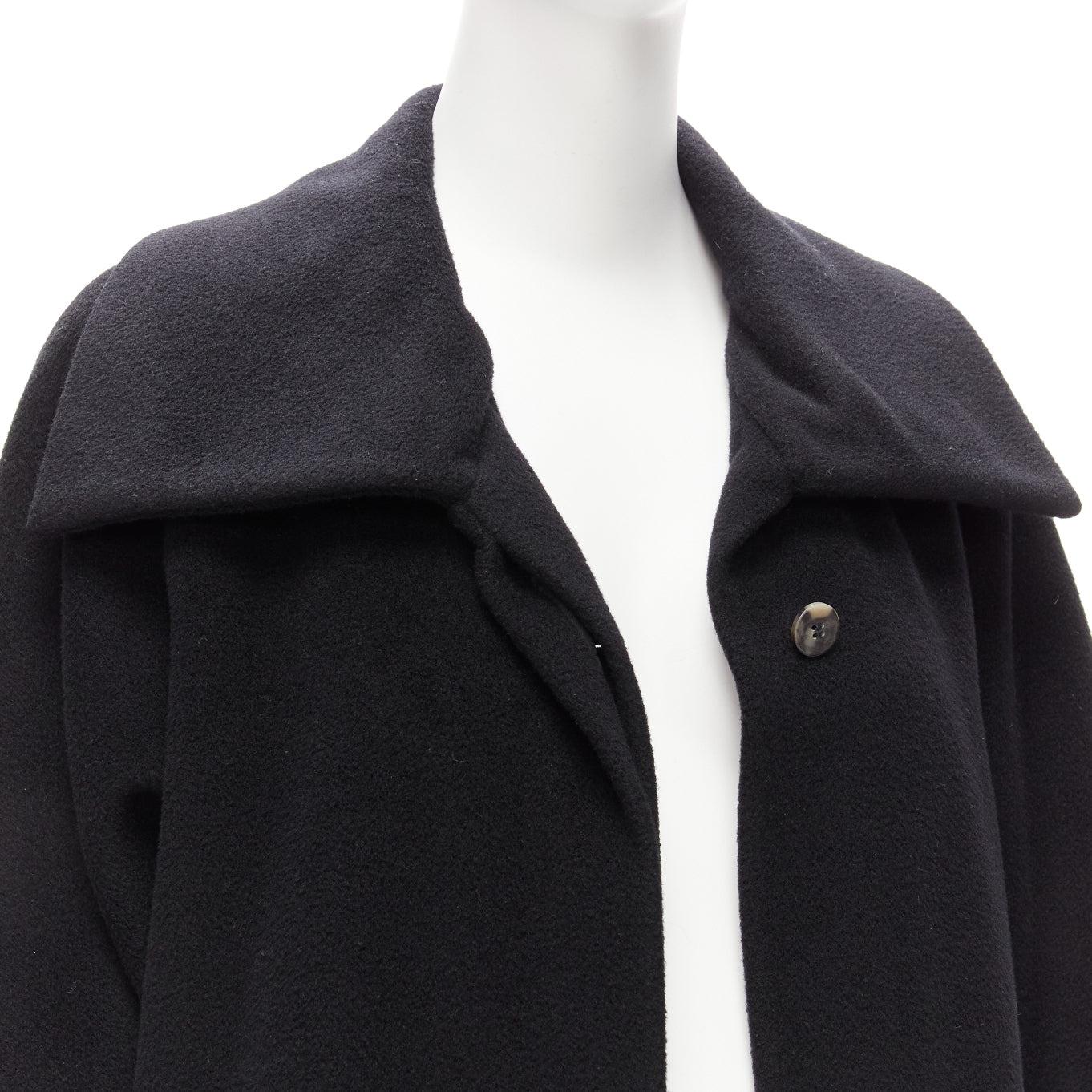 MAX MARA black virgin wool cashmere wide collar long coat IT42 M
Reference: TGAS/D00870
Brand: Max Mara
Material: Virgin Wool, Cashmere
Color: Black
Pattern: Solid
Closure: Button
Lining: Black Fabric
Extra Details: Hidden button stand. Single vent