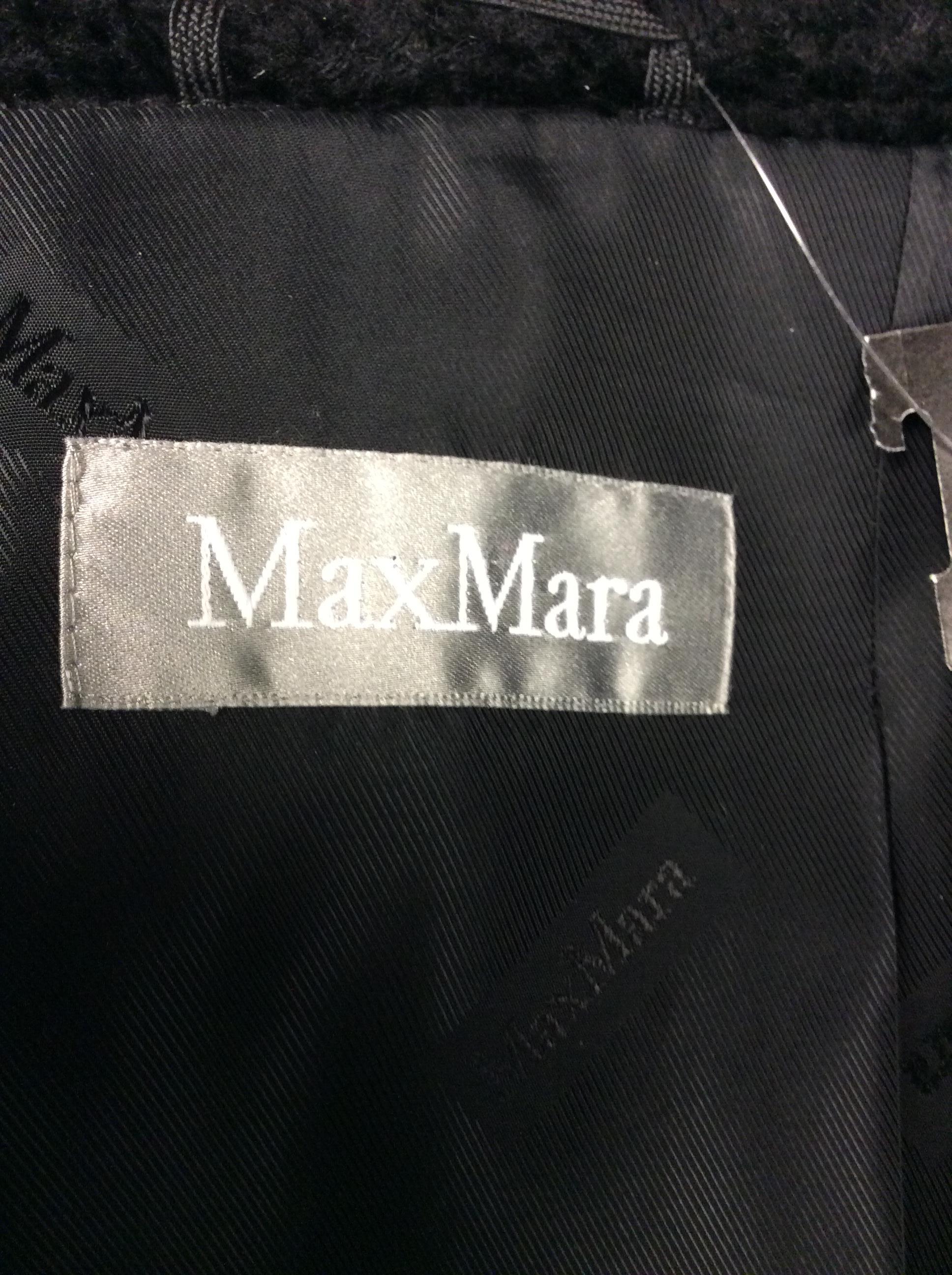 Max Mara Black Wool Coat For Sale 3