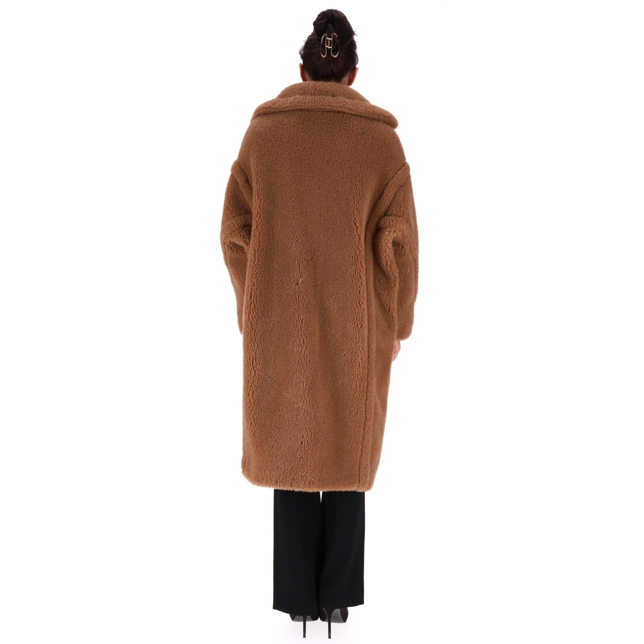 Max Mara Camel Wool  & Silk Teddy Coat In Excellent Condition In London, GB
