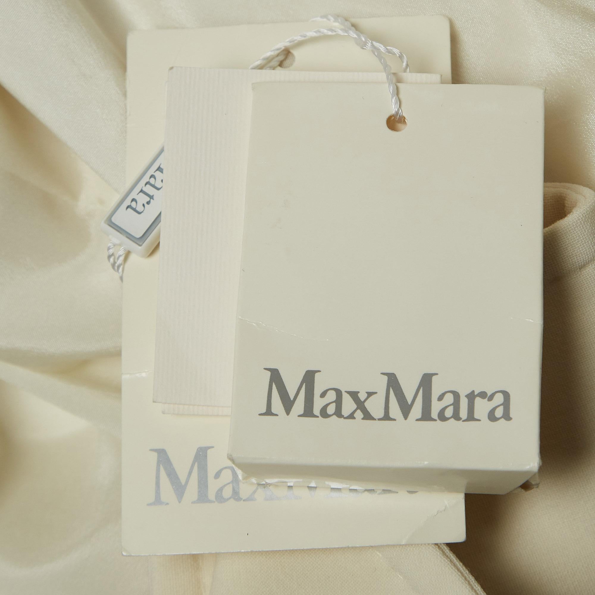Max Mara Cream Wool Double Breasted Blazer M In Good Condition For Sale In Dubai, Al Qouz 2