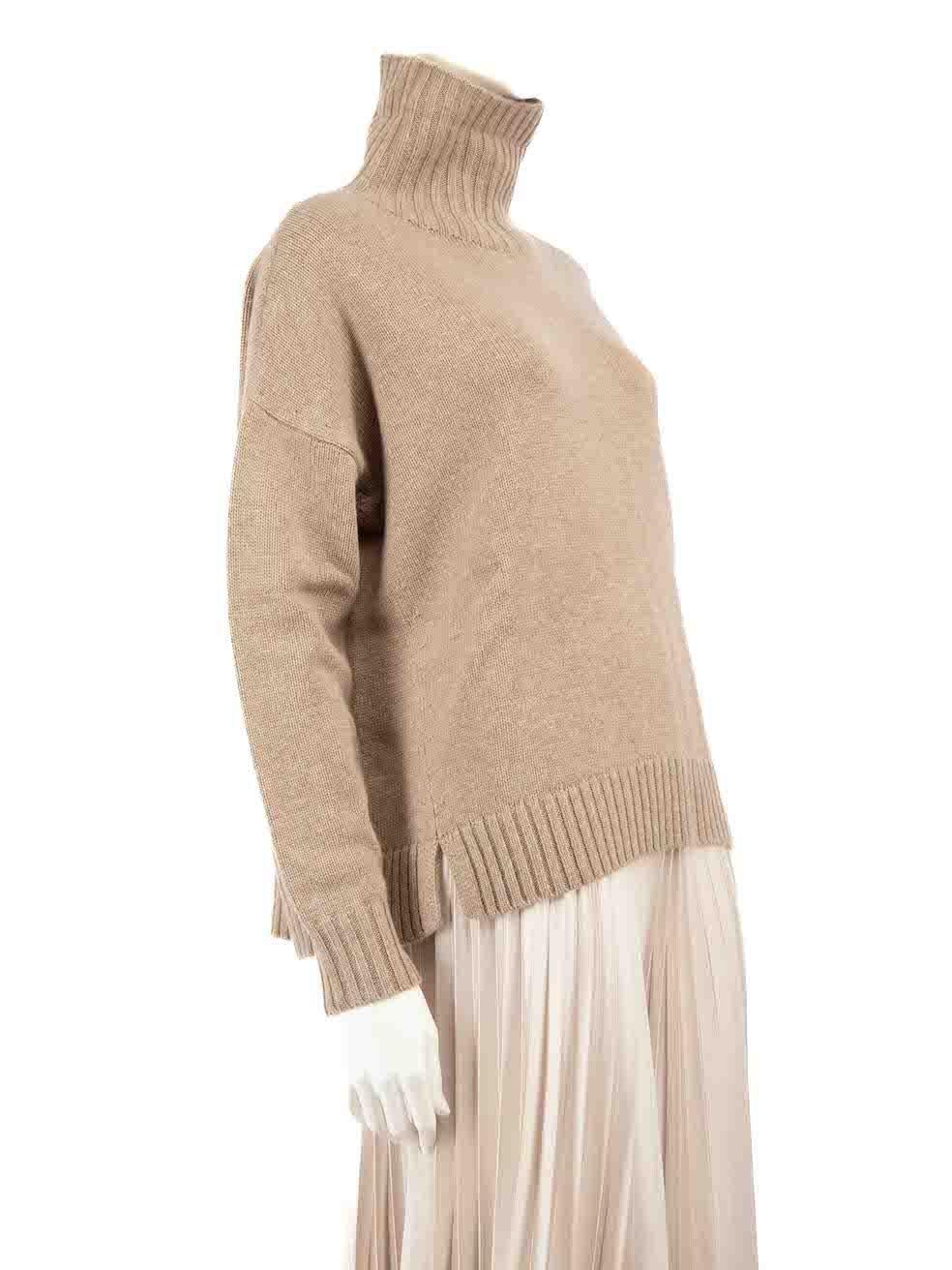 CONDITION is New with tags on this brand new Max Mara designer item. This item comes with original packaging.
 
 
 
 Details
 
 
 Model: 2313661233600 011
 
 Season: FW23
 
 Brown
 
 Wool
 
 Knit jumper
 
 Turtleneck
 
 Long sleeves
 
 
 
 
 
