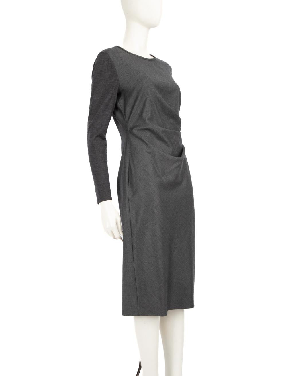 CONDITION is Very good. Minimal wear to dress is evident. Minimal discolouration to front of skirt near hemline and the lining of left underarm on this used Max Mara designer resale item.



Details


Grey

Wool

Dress

Midi

Long sleeves

Round