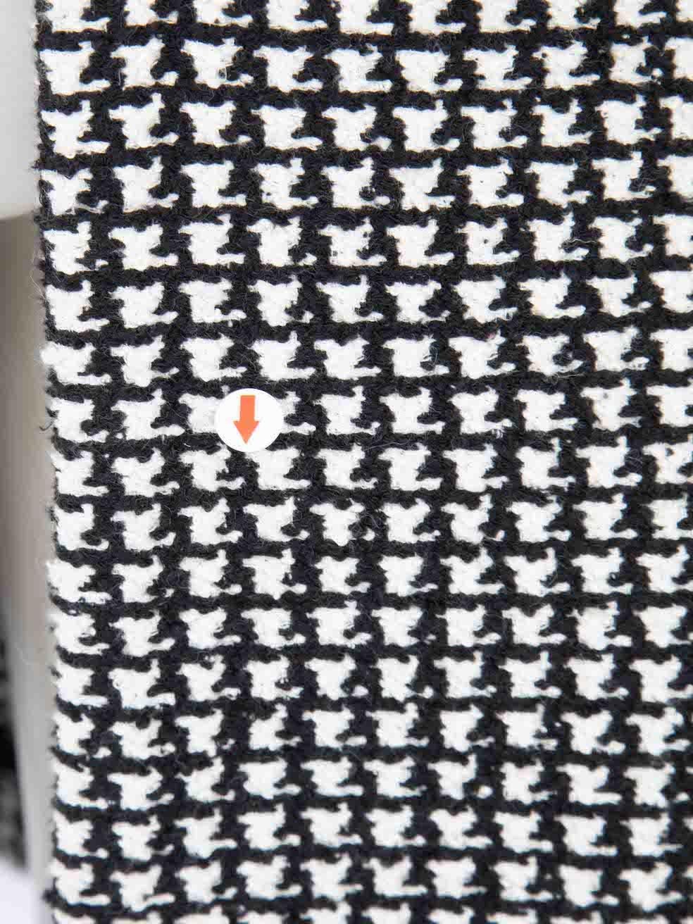 Max Mara Houndstooth Pattern Coat Size S For Sale 1