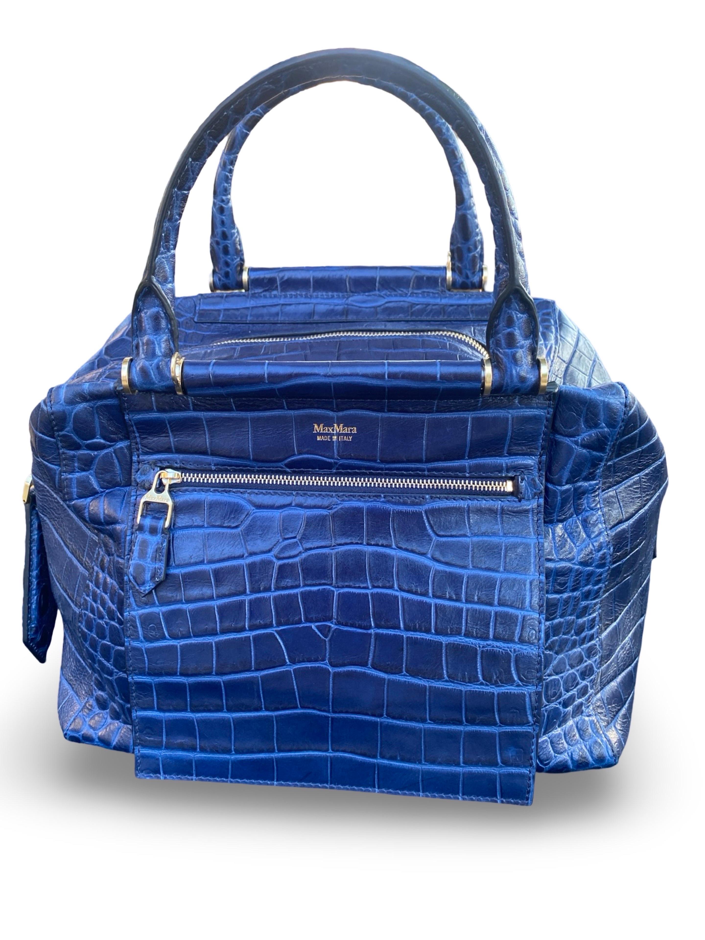 Max Mara Italian Navy Blue Leather Embossed Crocodile Shoulder Bag Sold Out Ed. In Excellent Condition For Sale In Palm Springs, CA
