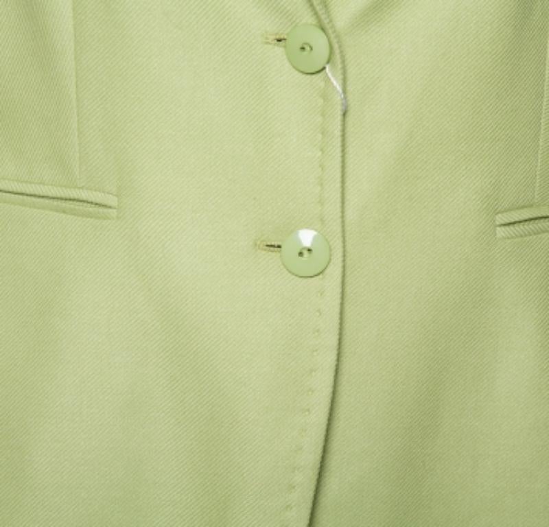 Max Mara Light Green Wool & Silk Button Front Blazer L In Good Condition For Sale In Dubai, Al Qouz 2
