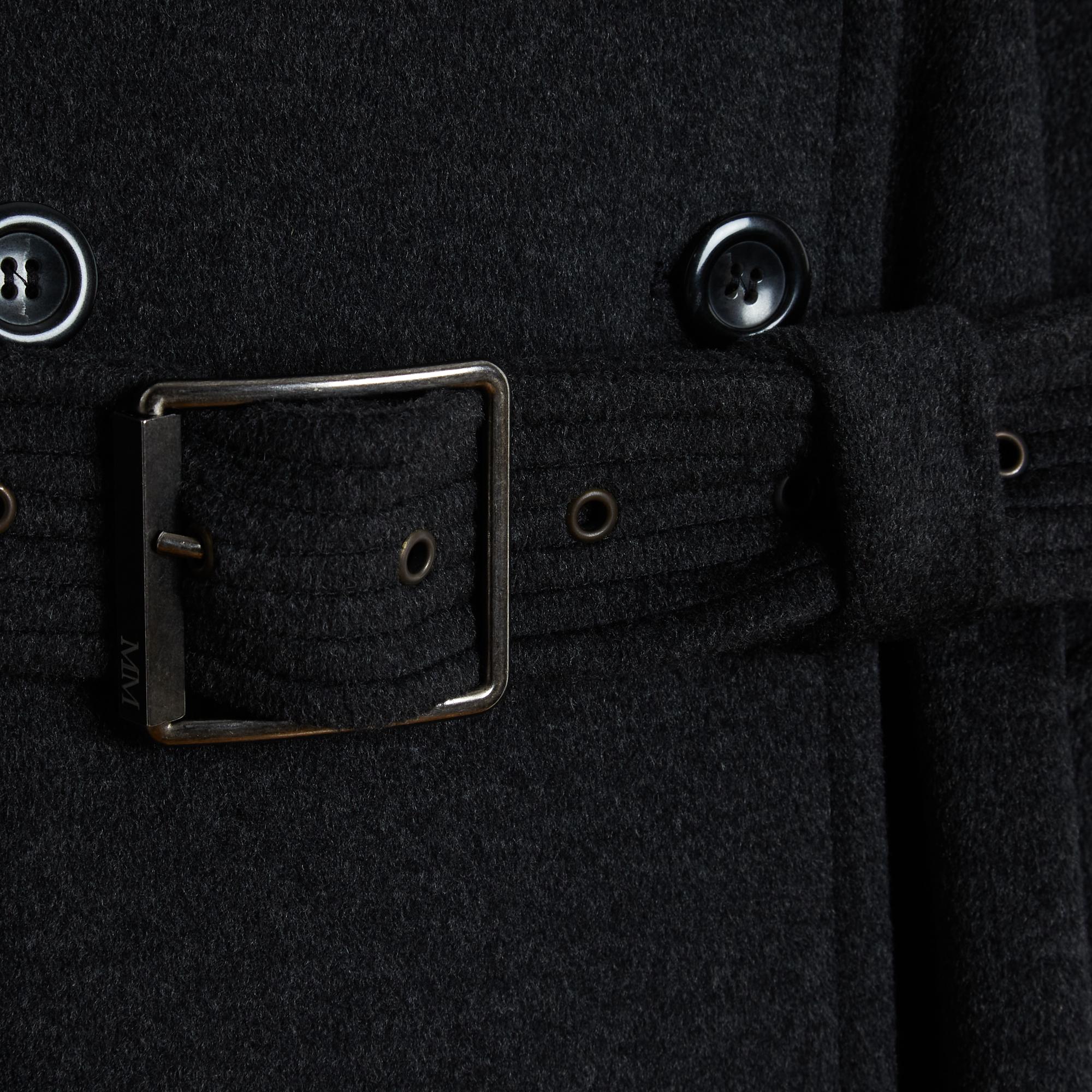 Max Mara Manteau Anthrazit FR40 Dunkelgrau Wolle Minimal Mantel US12 US10 Pristine für Damen oder Herren im Angebot