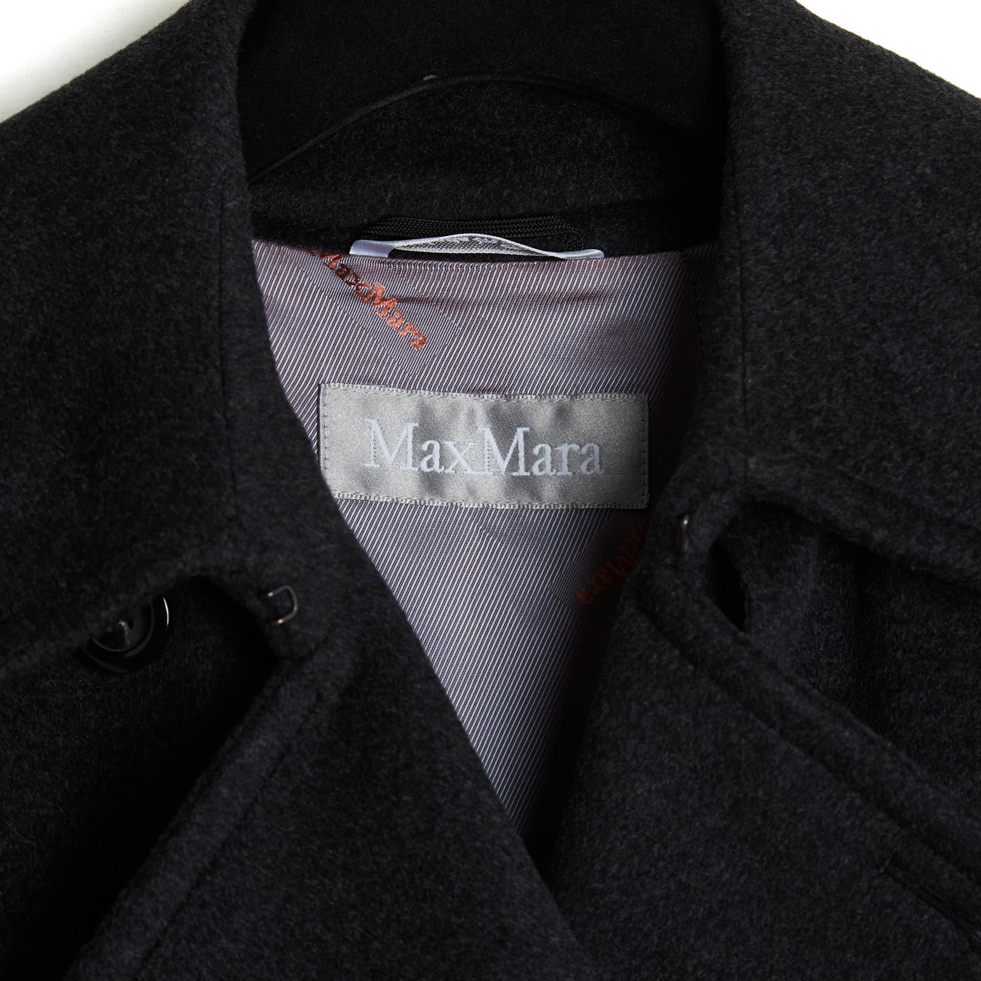 Max Mara Manteau Anthrazit FR40 Dunkelgrau Wolle Minimal Mantel US12 US10 Pristine im Angebot 2