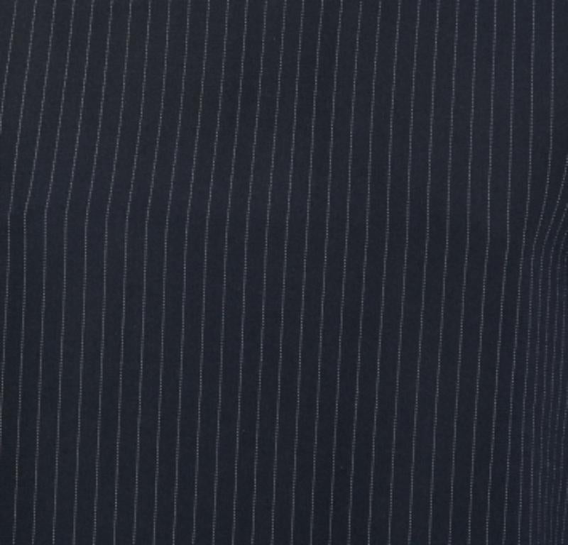 Max Mara Marineblaues Nadelstreifen-Top aus Krepp M im Zustand „Gut“ im Angebot in Dubai, Al Qouz 2