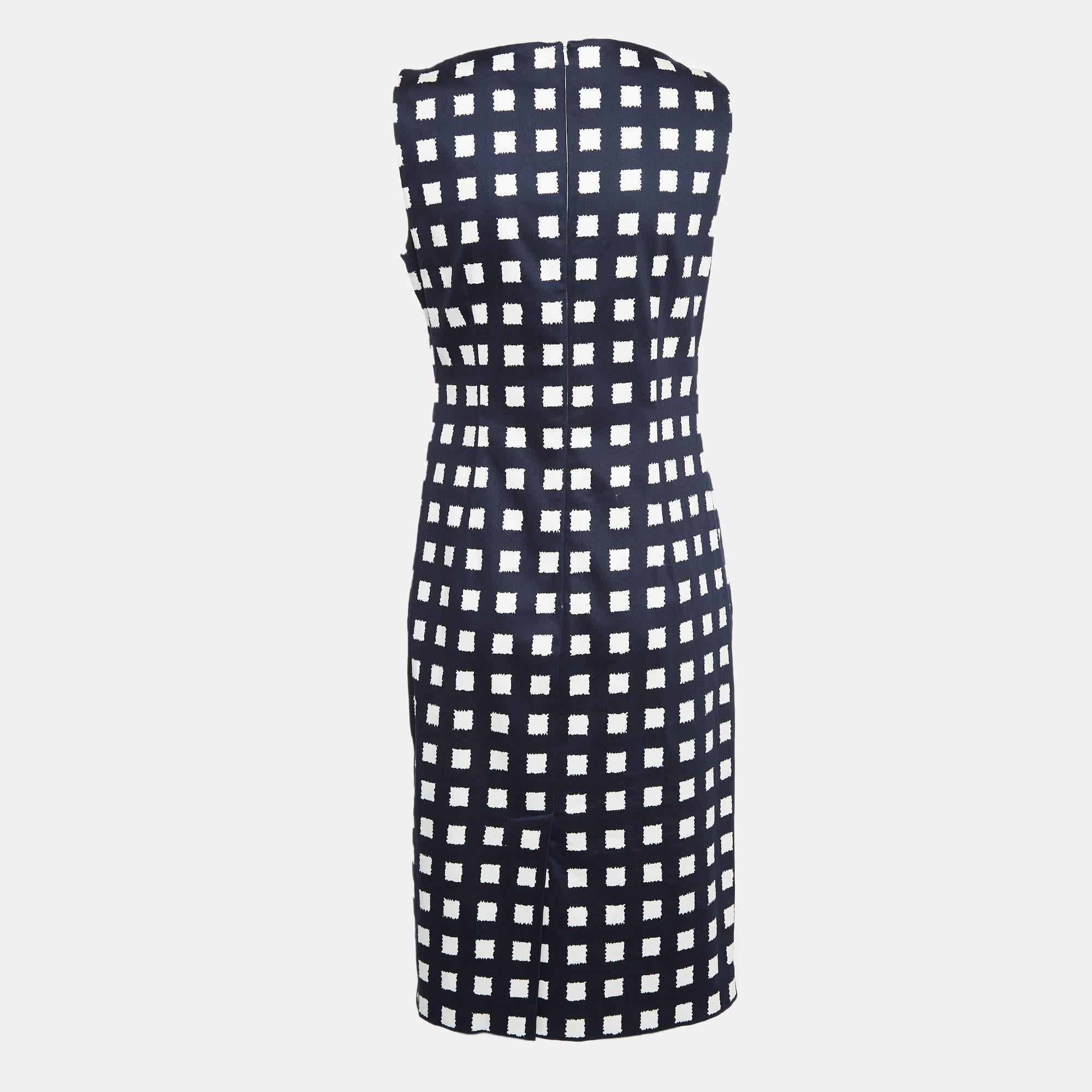 Experience the joy of expert tailoring with this designer dress for women. Meticulously made it offers a flawless fit and luxe details ensuring unmatched comfort. This beautiful creation will elevate your style effortlessly.