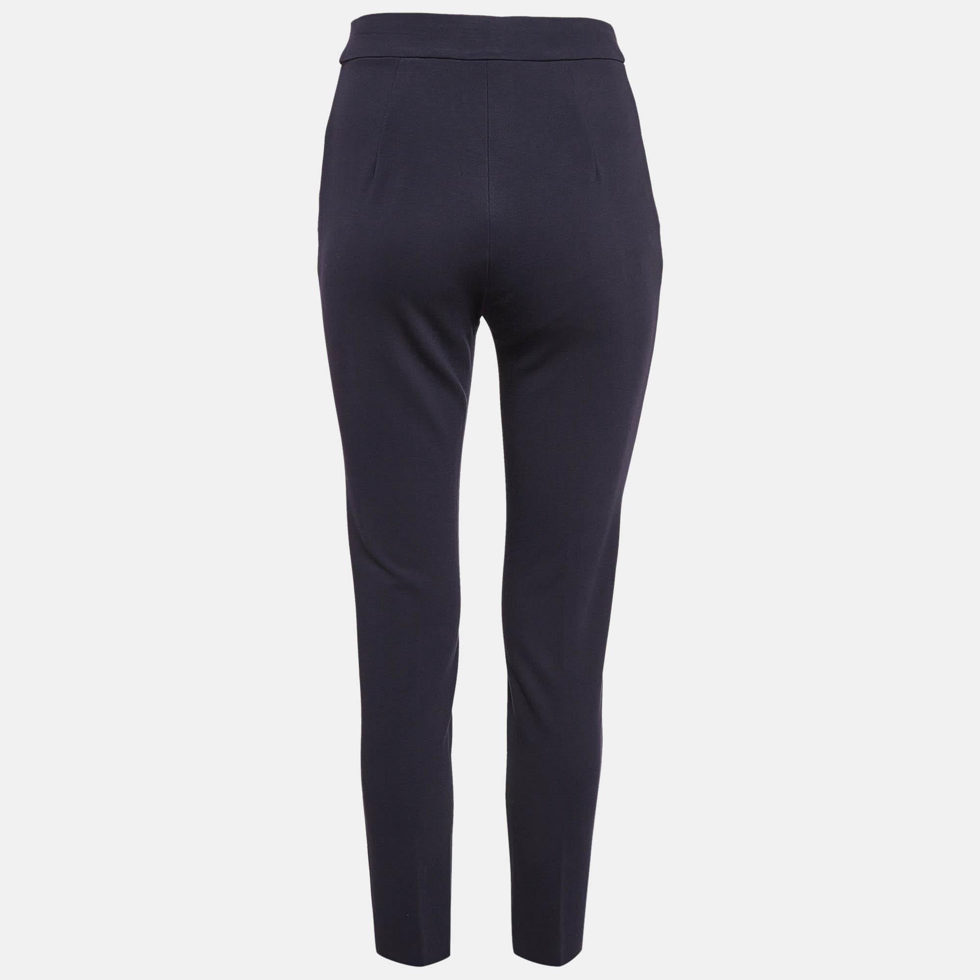 Enhance your formal attire with this pair of trousers. Designed into a superb silhouette and fit this pair of trousers will definitely make you look elegant.