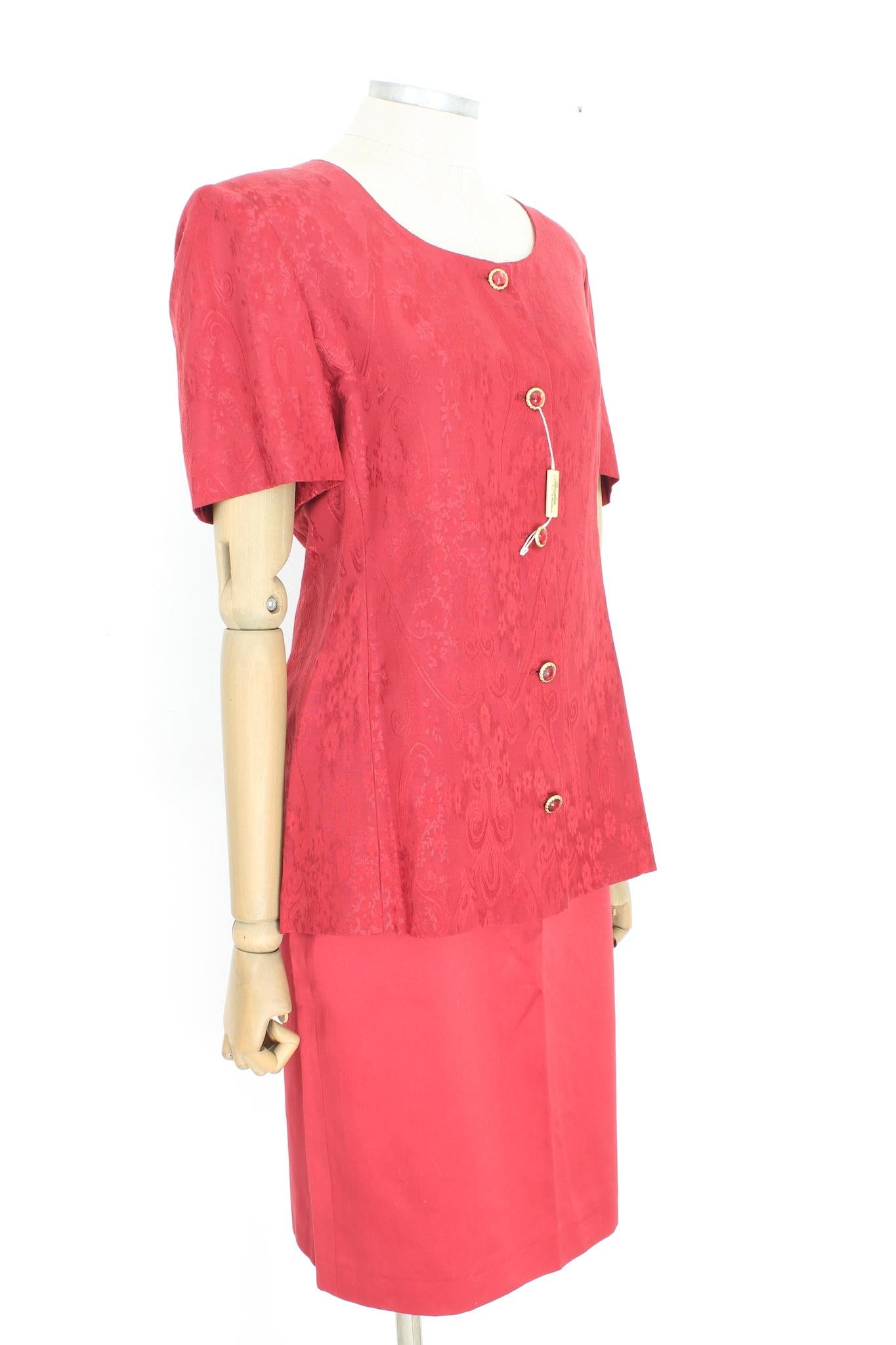 Women's Max Mara Red Silk Damask Skirt Suit 2000s For Sale