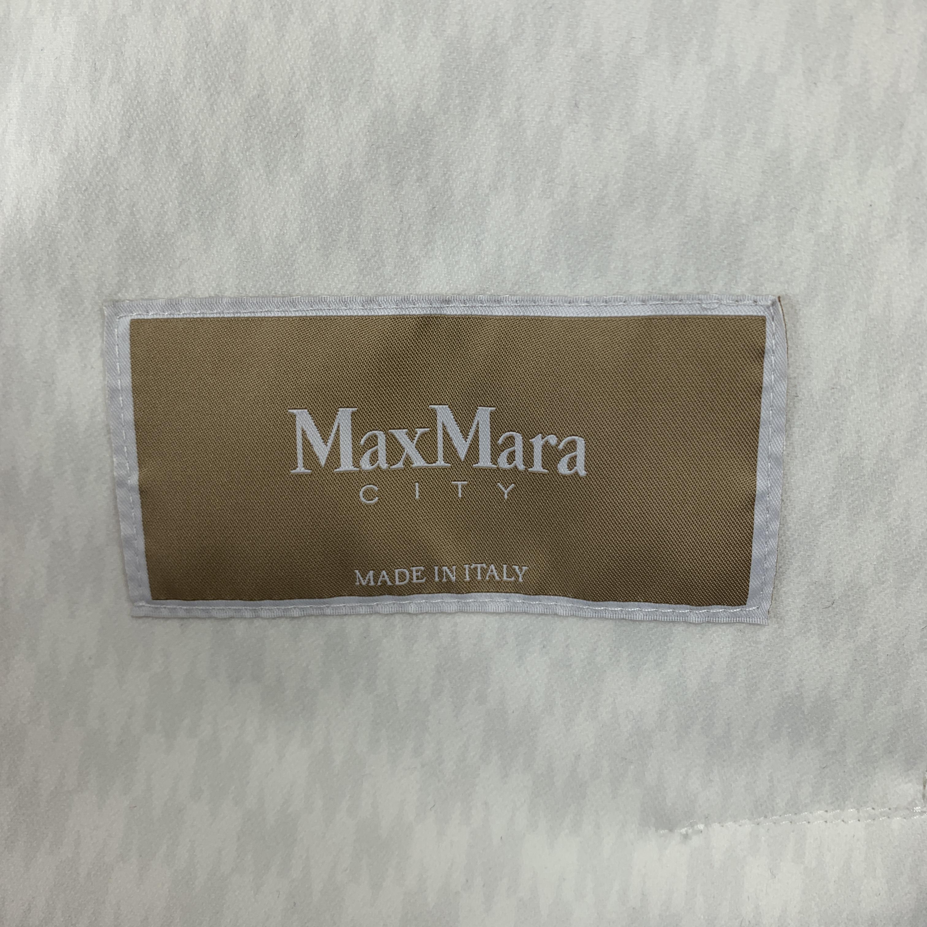 MAX MARA Size 2 White Cotton Hidden Snap Pointed Lapel Coat 3