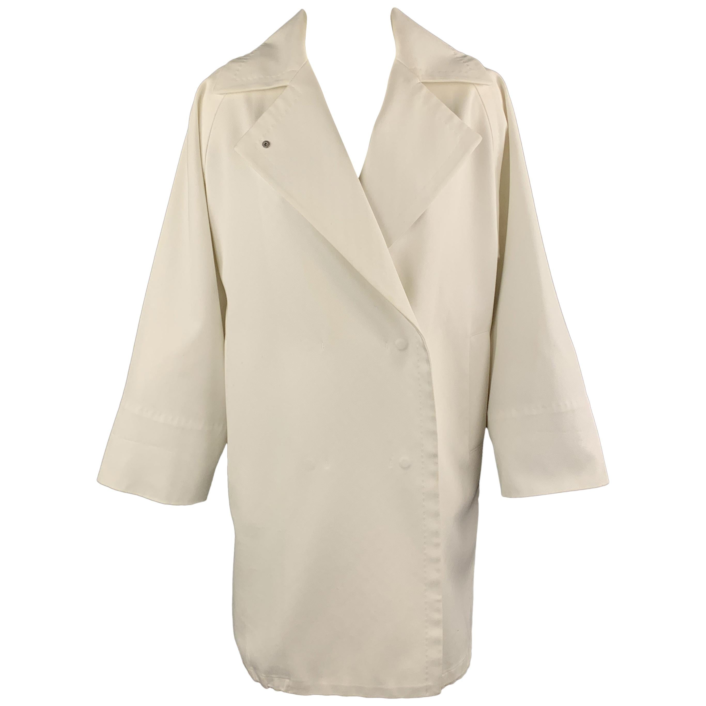 MAX MARA Size 2 White Cotton Hidden Snap Pointed Lapel Coat