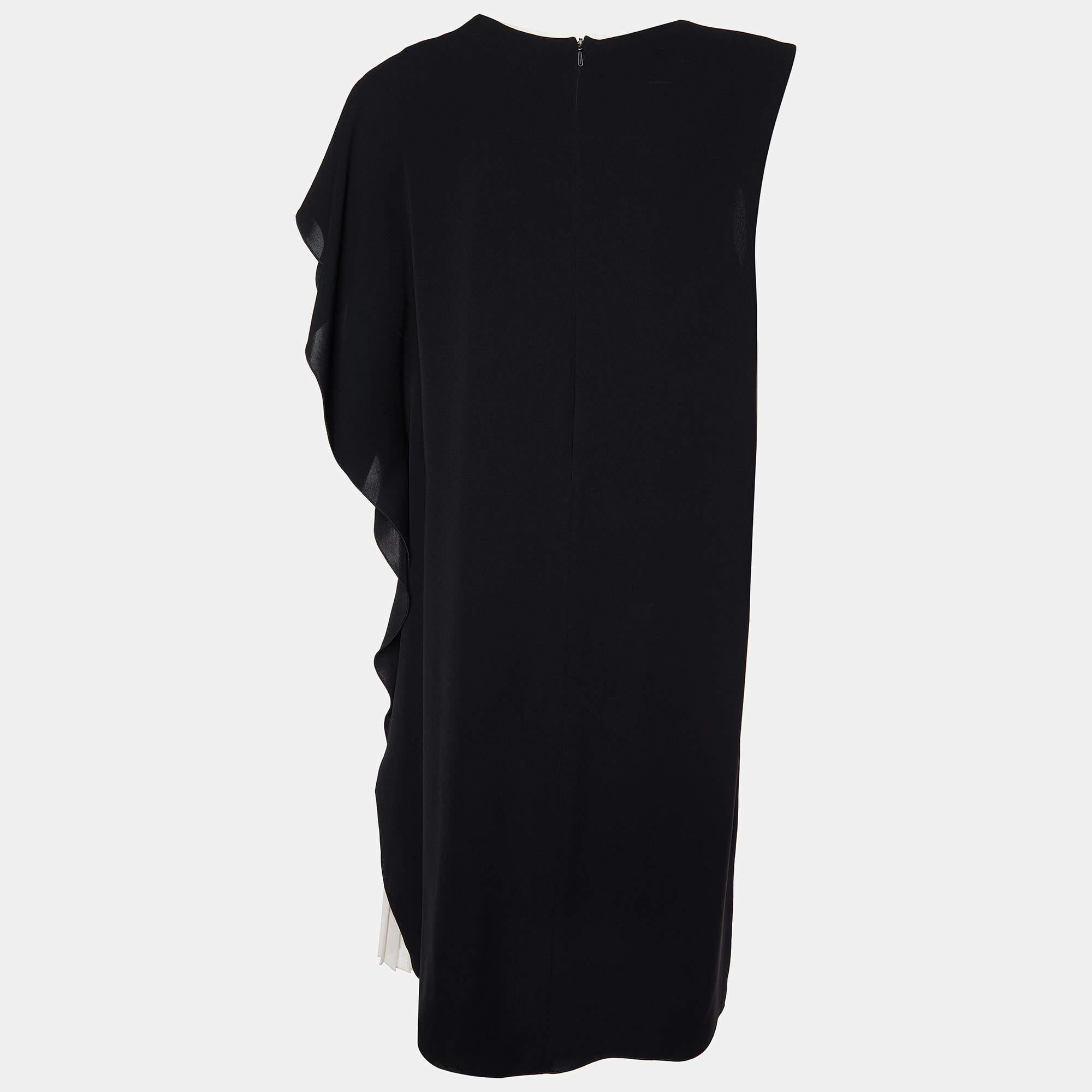 Experience the joy of expert tailoring with this designer dress for women. Meticulously made, it offers a flawless fit and luxe details, ensuring unmatched comfort. This beautiful creation will elevate your style effortlessly.

Includes: Price Tag