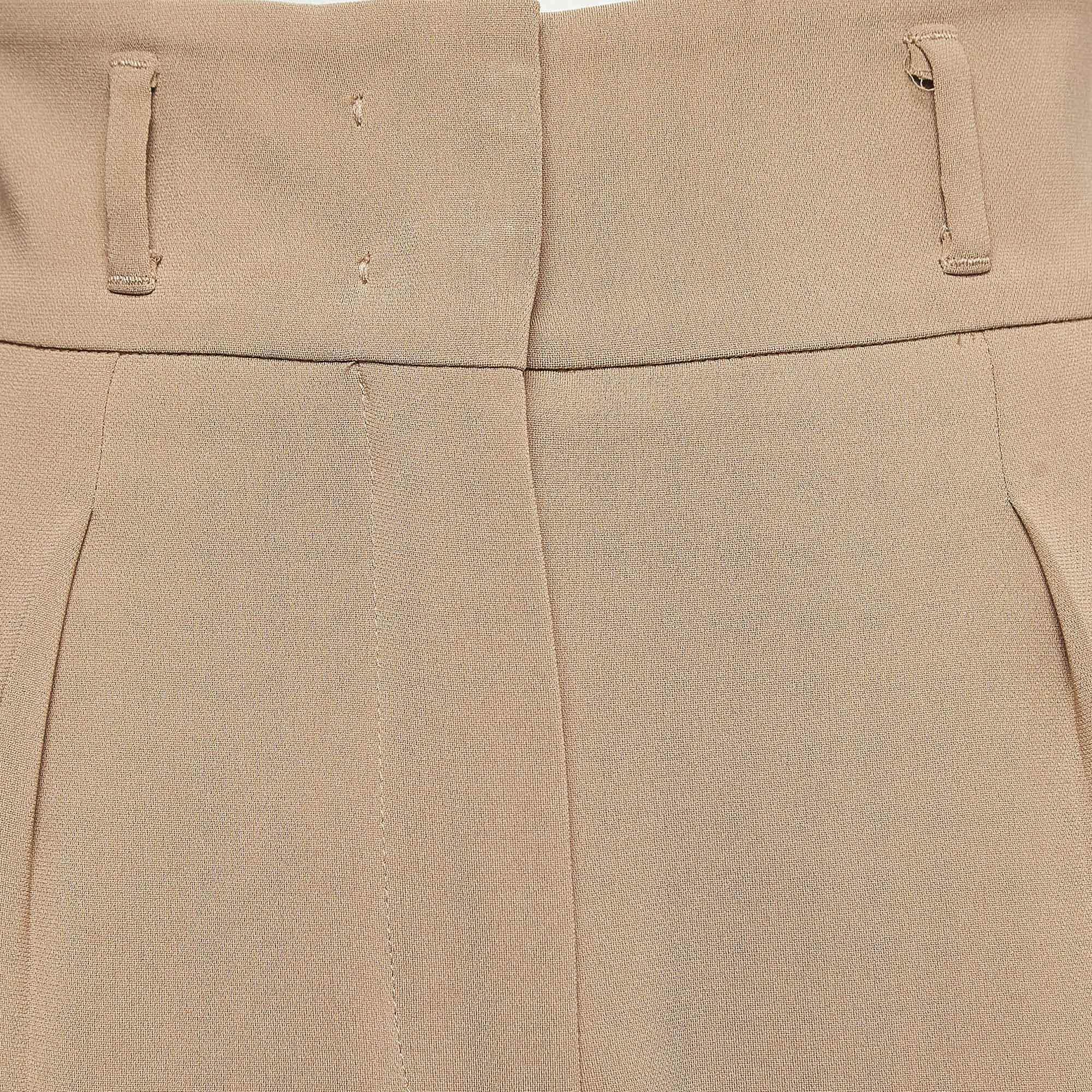 Max Mara Studio Brown Crepe Trousers M In Excellent Condition For Sale In Dubai, Al Qouz 2