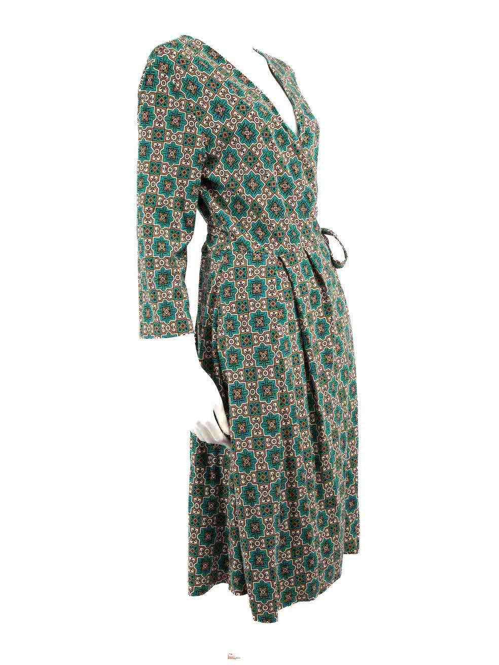 CONDITION is Never worn, with tags. No visible wear to dress is evident on this new Weekend Max Mara designer resale item.
 
 
 
 Details
 
 
 Multicolour - green and brown
 
 Viscose jersey
 
 Wrap dress
 
 Abstract pattern
 
 Knee length
 
 Long