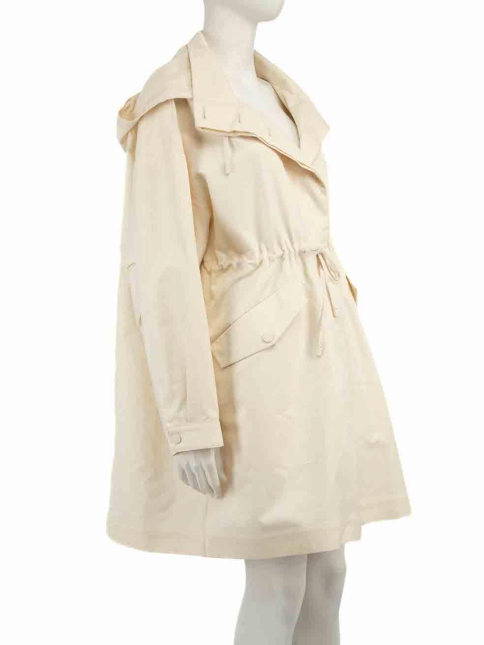 CONDITION is Never worn, with tags. No visible wear to coat is evident on this new Weekend Max Mara designer resale item.
 
Details
Ecru
Cotton
Parka coat
Detachable hood
Drawstring waist
Button up fastening
2x Side pockets
 
Composition
65% Cotton,