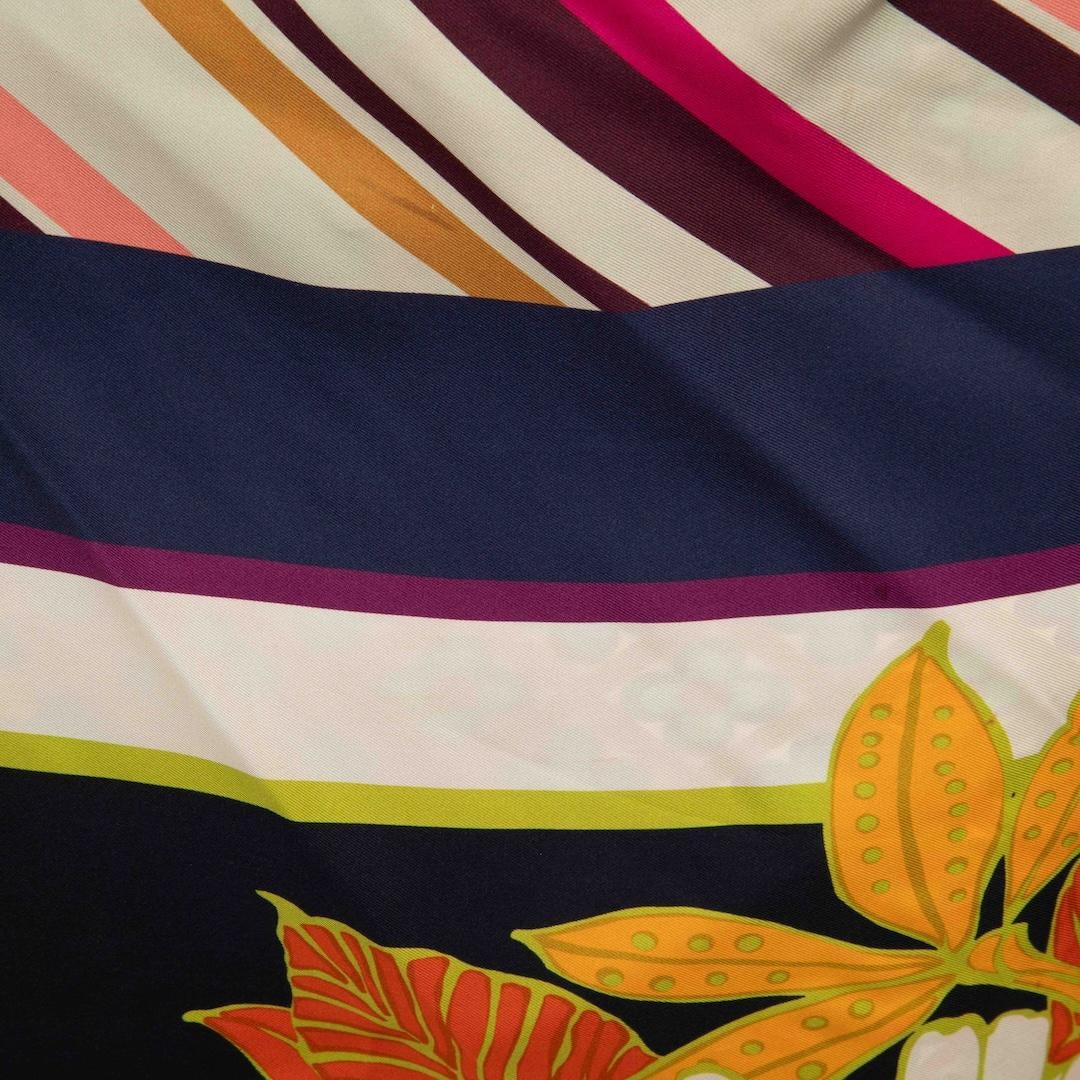 Max Mara Weekend Max Mara Floral Pattern Midi Wrap Skirt Size L In Good Condition In London, GB