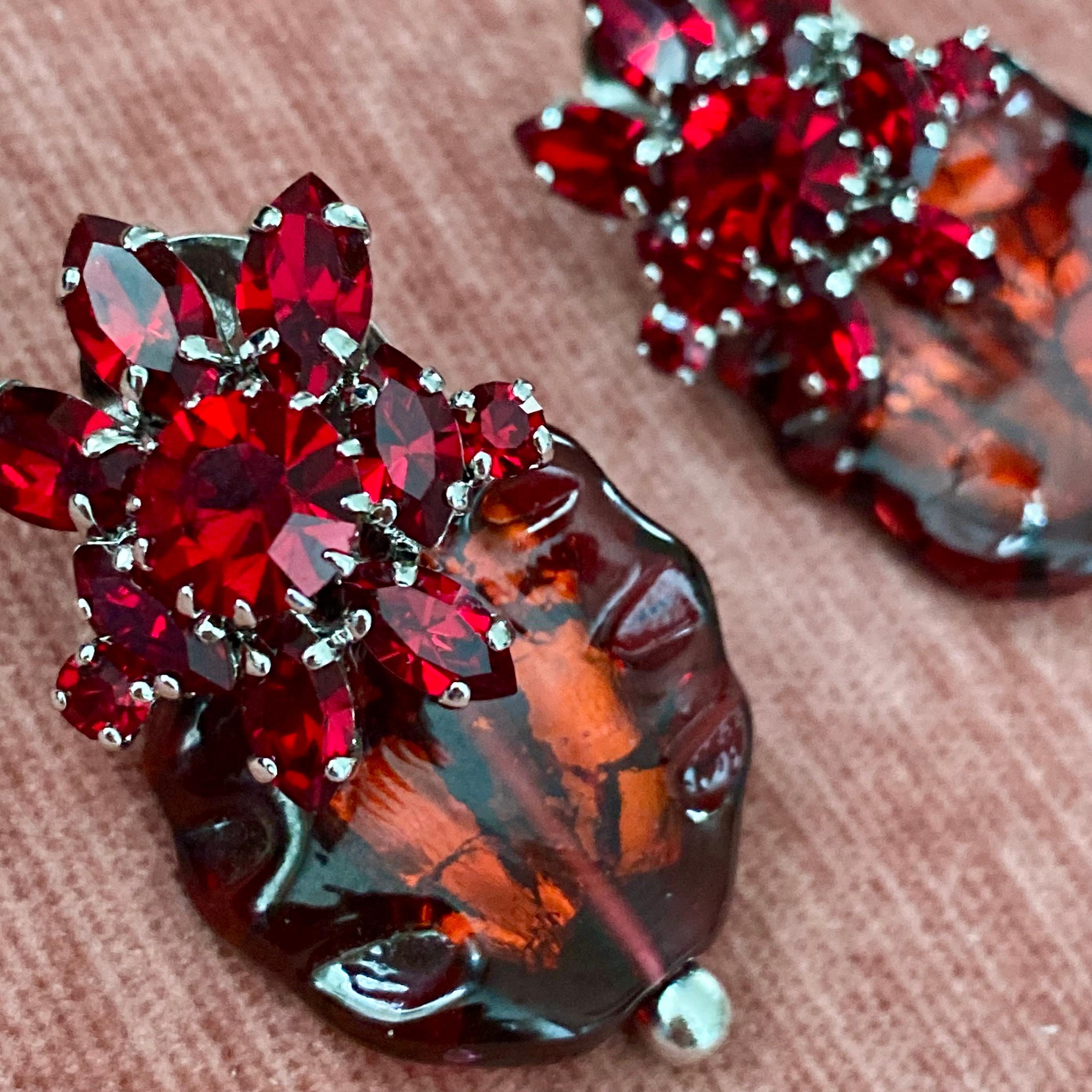 Orecchini con orchidea Max Muller in vendita 5