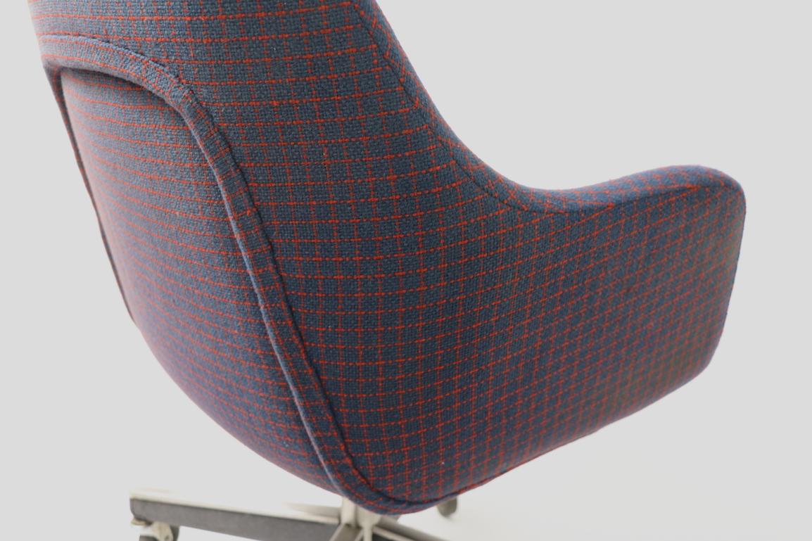 Max Pearson Swivel Desk Chair for Knoll possibly Alexander Girard Fabric 2